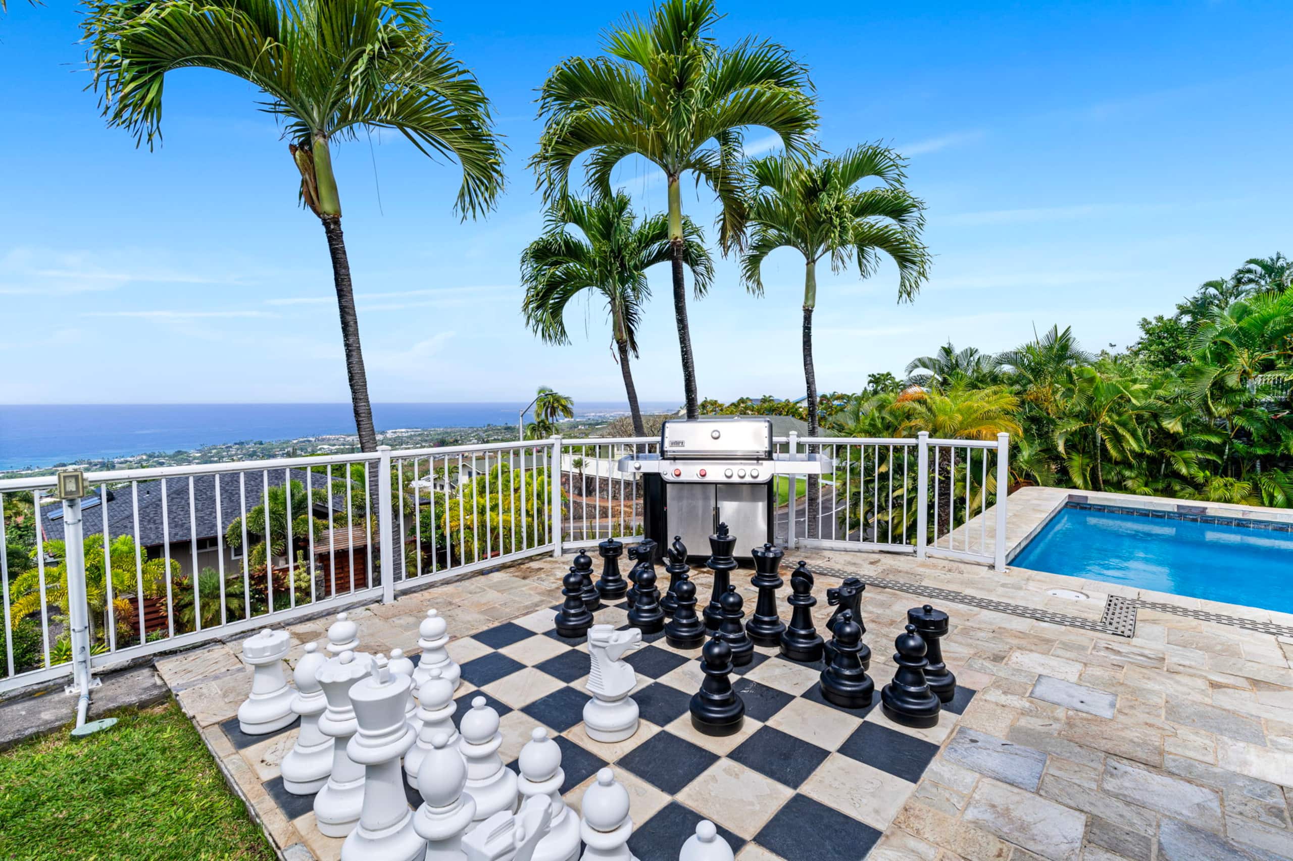 Home in Kailua-Kona · ★4.9 · 5 bedrooms · 10 beds · 3.5 baths - Image 7