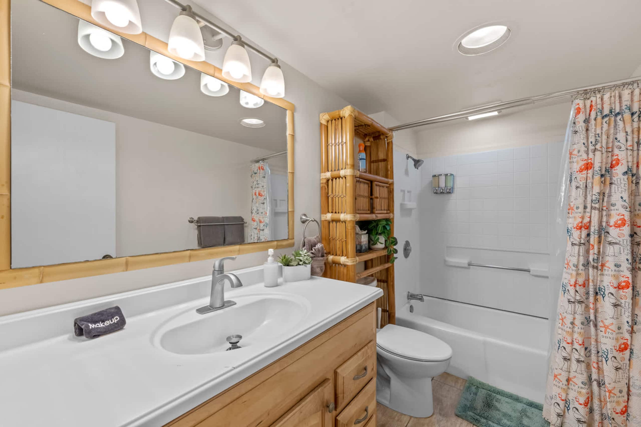 Condo in Kailua-Kona · ★4.68 · 2 bedrooms · 3 beds · 2 private baths - Image 28