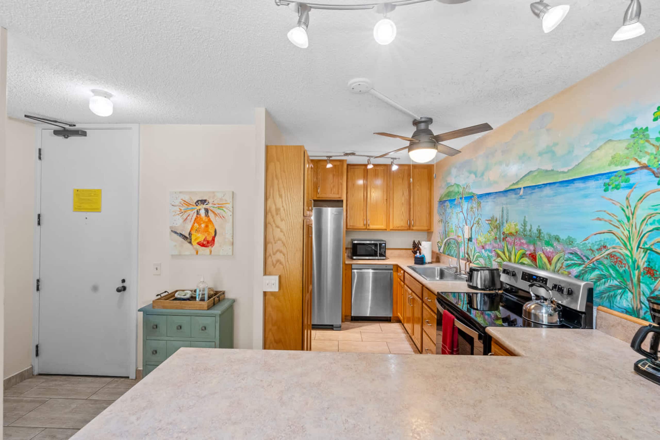 Condo in Kailua-Kona · ★4.68 · 2 bedrooms · 3 beds · 2 private baths - Image 16