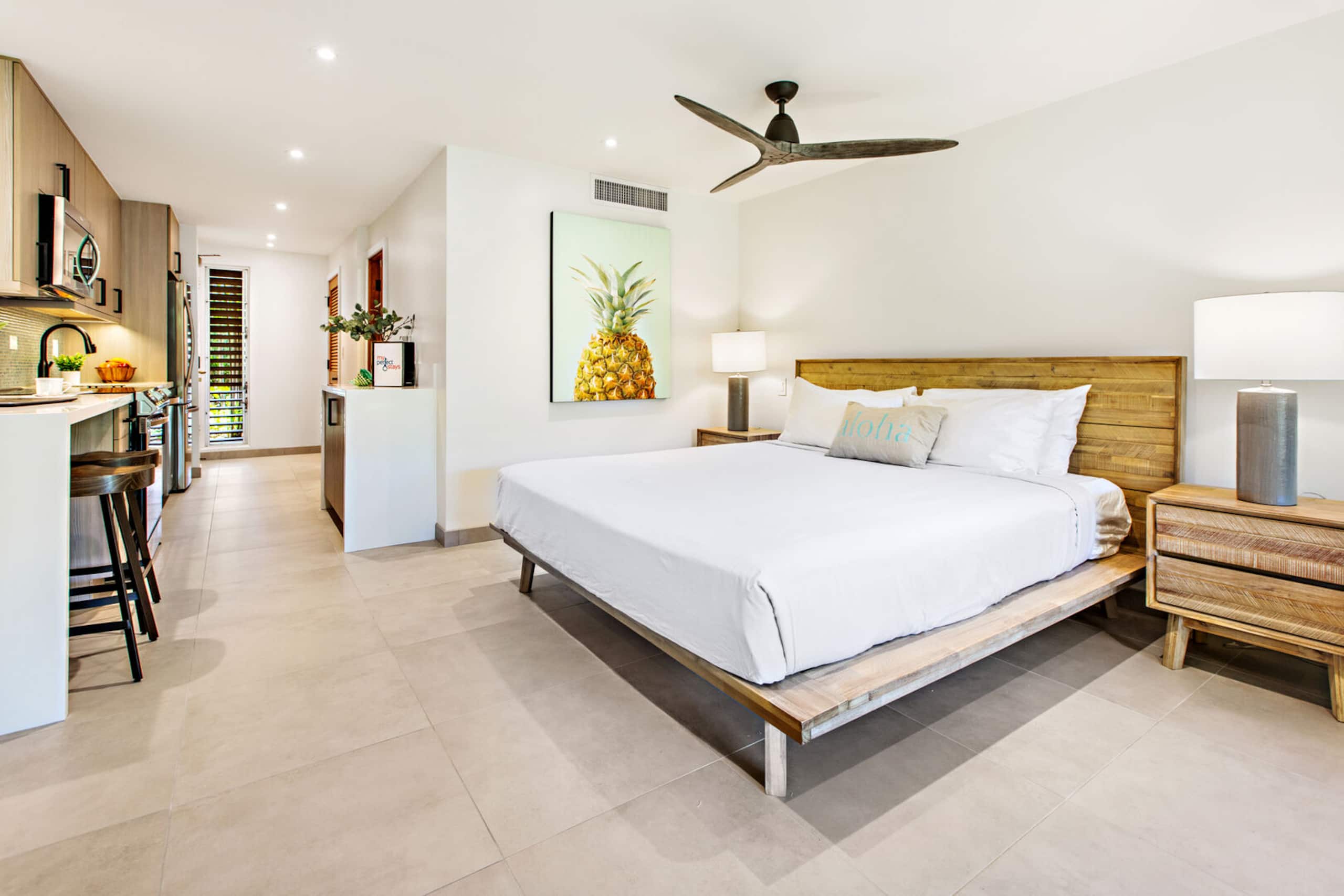 Condo in Lahaina · ★4.76 · 1 bedroom · 2 beds · 1 private bath - Image 11