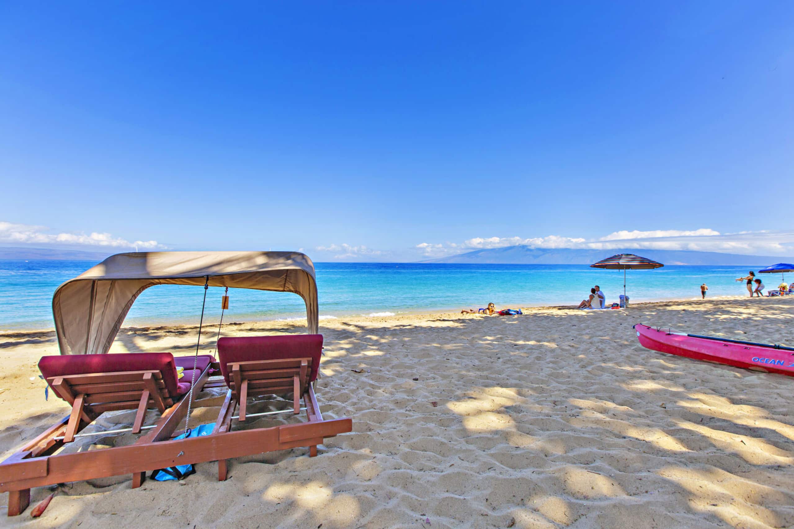 Condo in Lahaina · ★4.76 · 1 bedroom · 2 beds · 1 private bath - Image 35