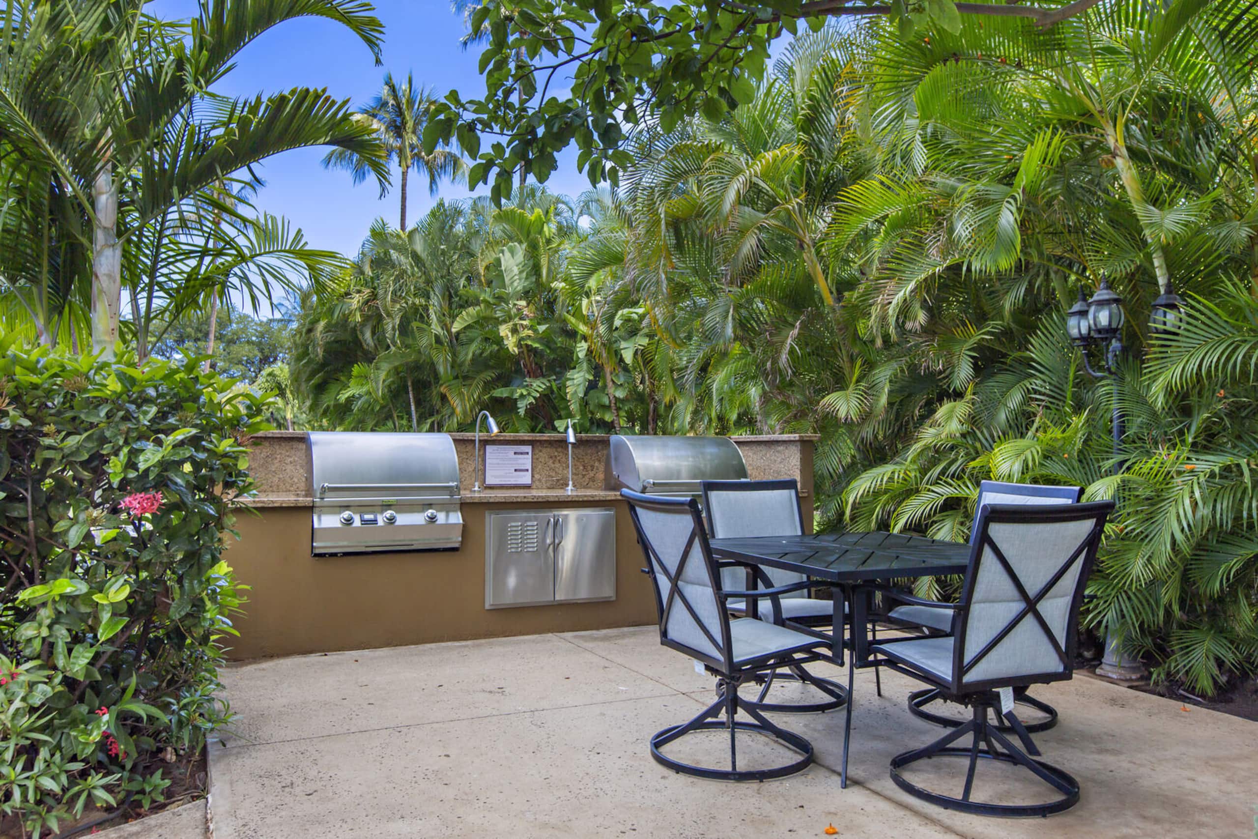 Condo in Lahaina · ★4.76 · 1 bedroom · 2 beds · 1 private bath - Image 33