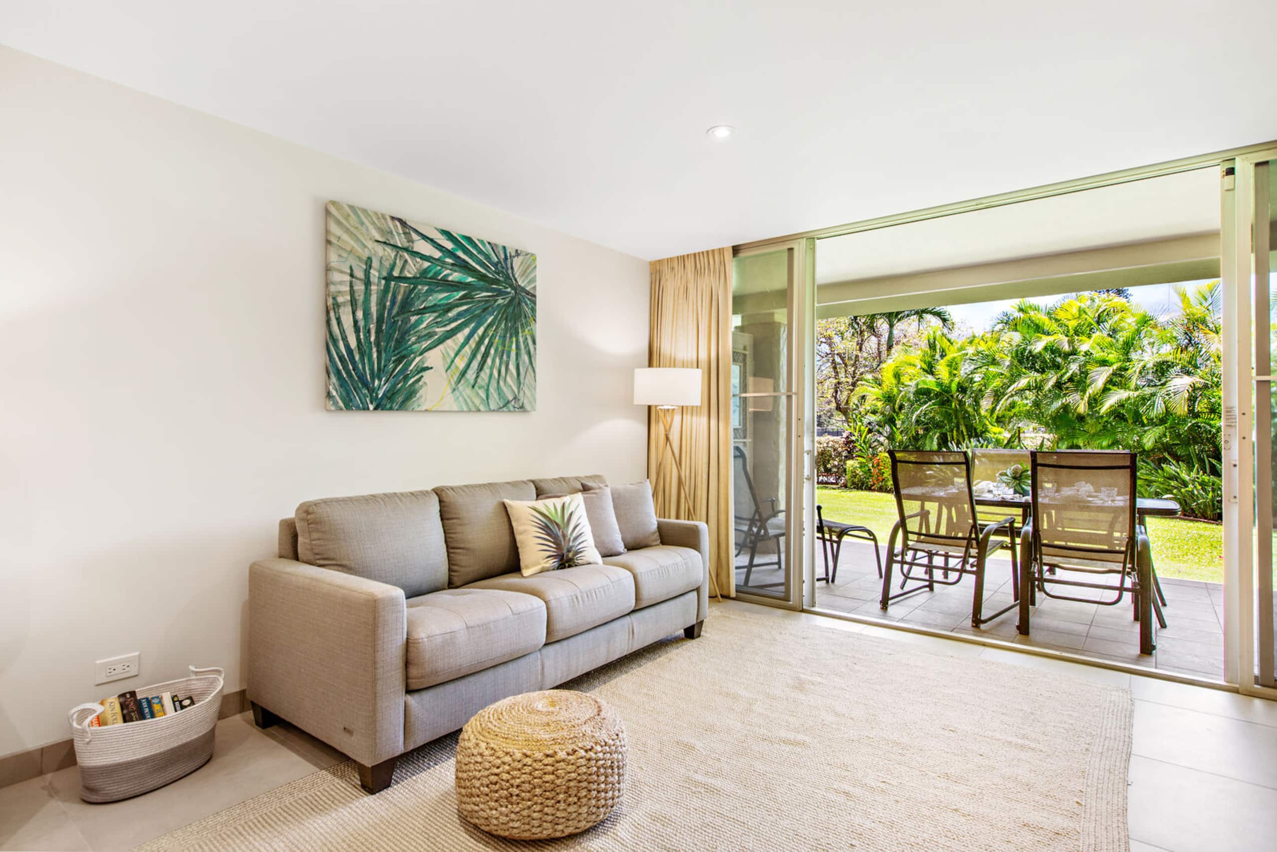 Condo in Lahaina · ★4.76 · 1 bedroom · 2 beds · 1 private bath - Image 5