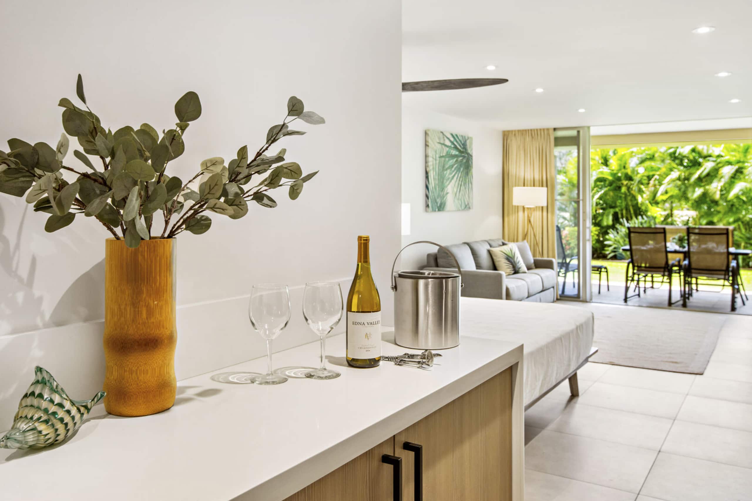 Condo in Lahaina · ★4.76 · 1 bedroom · 2 beds · 1 private bath - Image 16