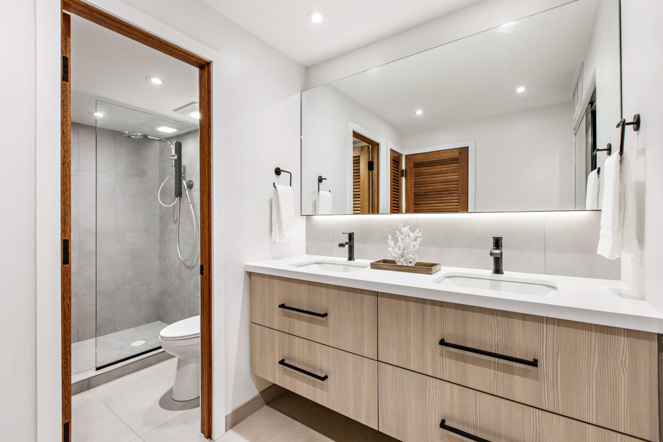 Condo in Lahaina · ★4.76 · 1 bedroom · 2 beds · 1 private bath - Image 22