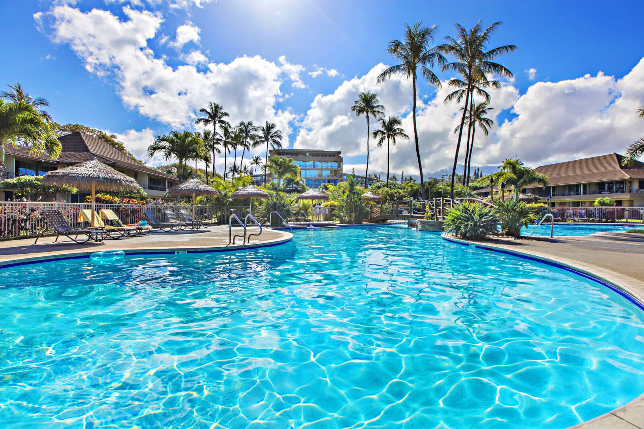 Condo in Lahaina · ★4.76 · 1 bedroom · 2 beds · 1 private bath - Image 30