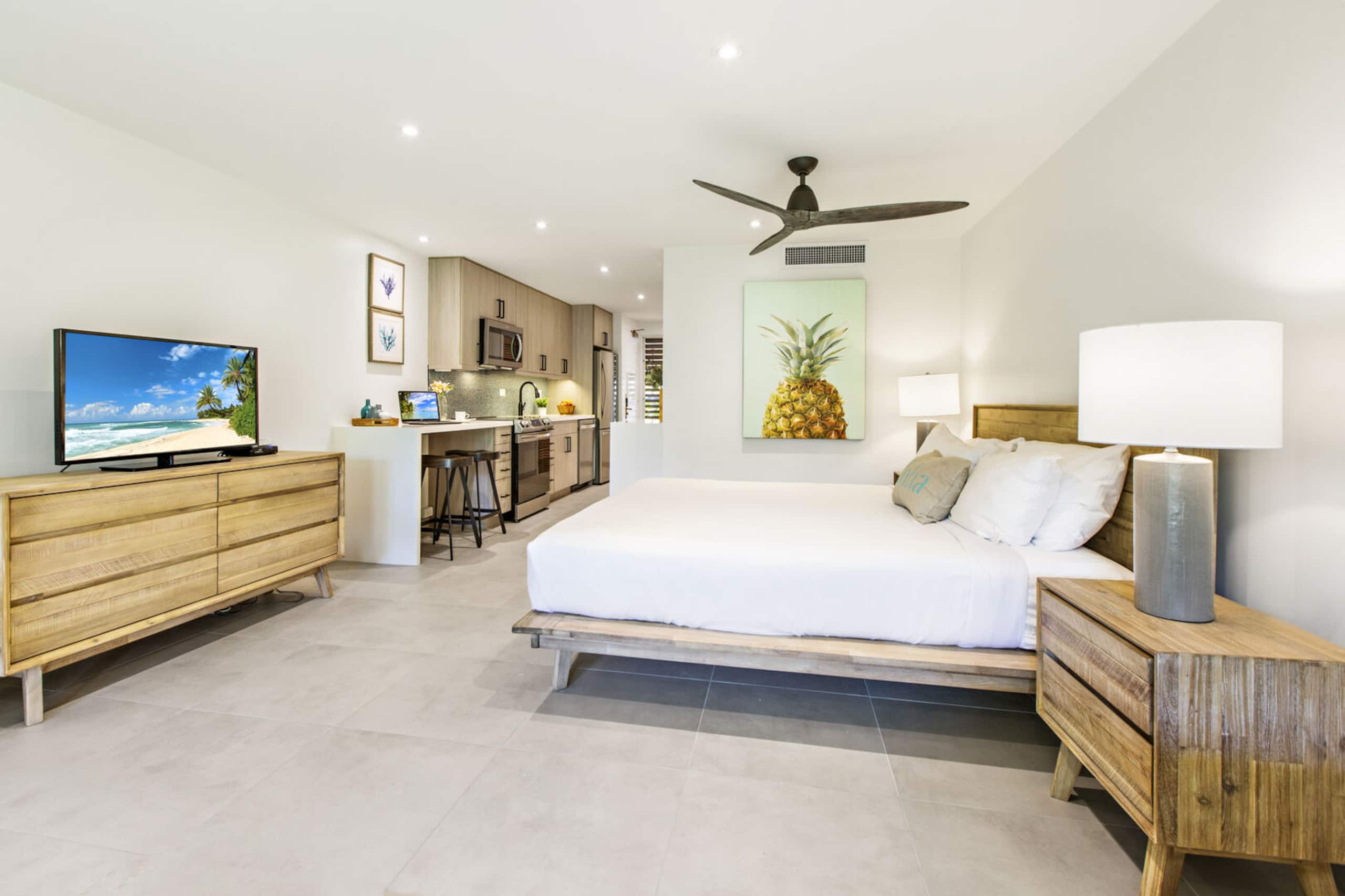 Condo in Lahaina · ★4.76 · 1 bedroom · 2 beds · 1 private bath - Image 8