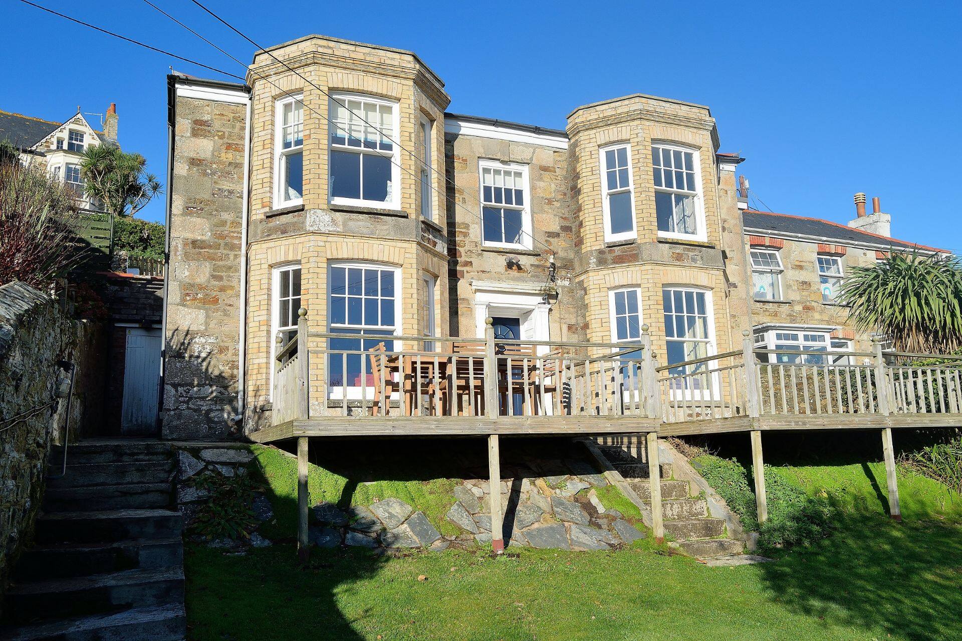 Avala, Perranporth, A 5 Bedroom House By The Beach
