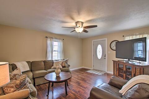 Cottage w/ Yard, Walk to Historic Attractions