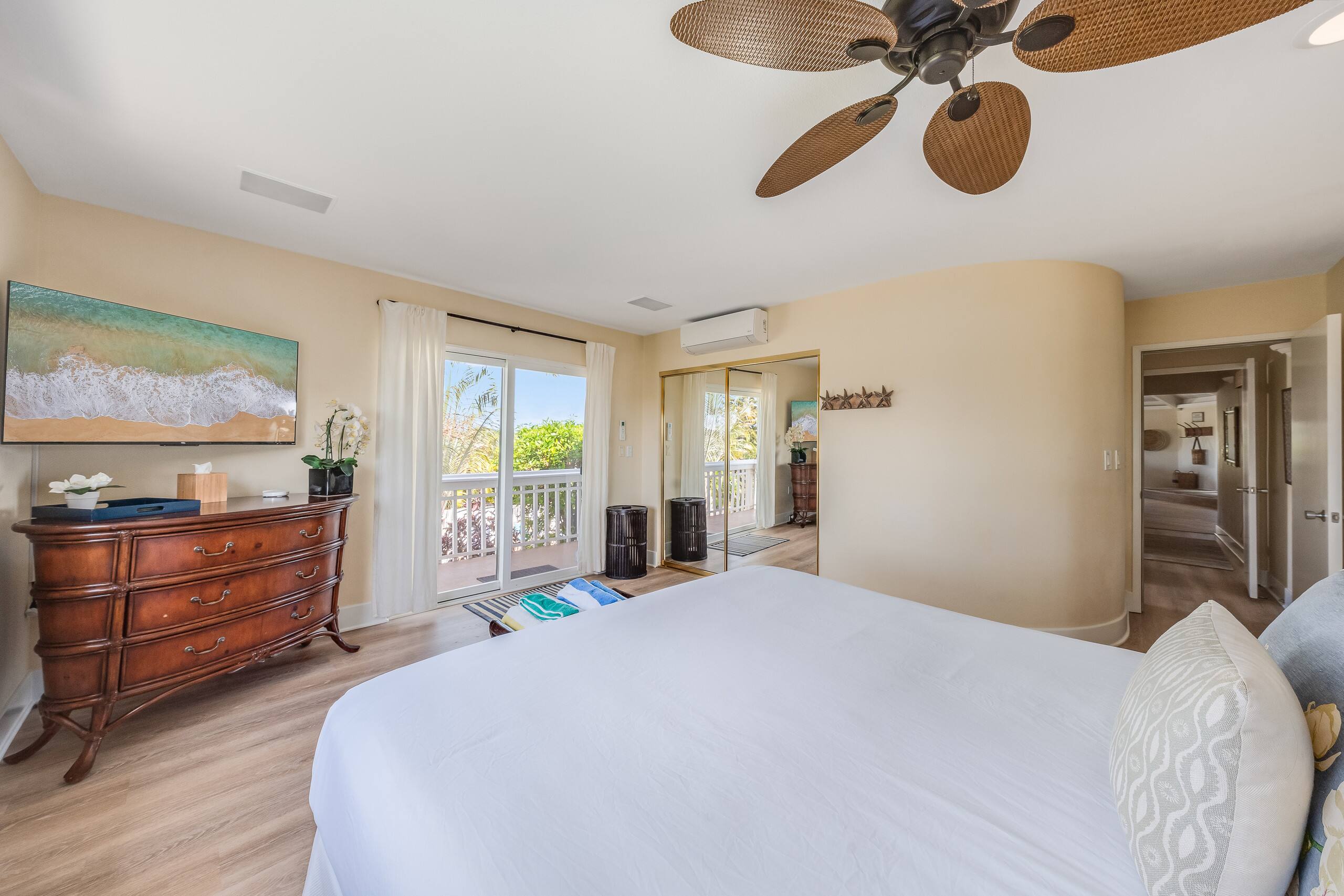 Home in Lahaina · ★4.67 · 4 bedrooms · 6 beds · 3 baths - Image 11