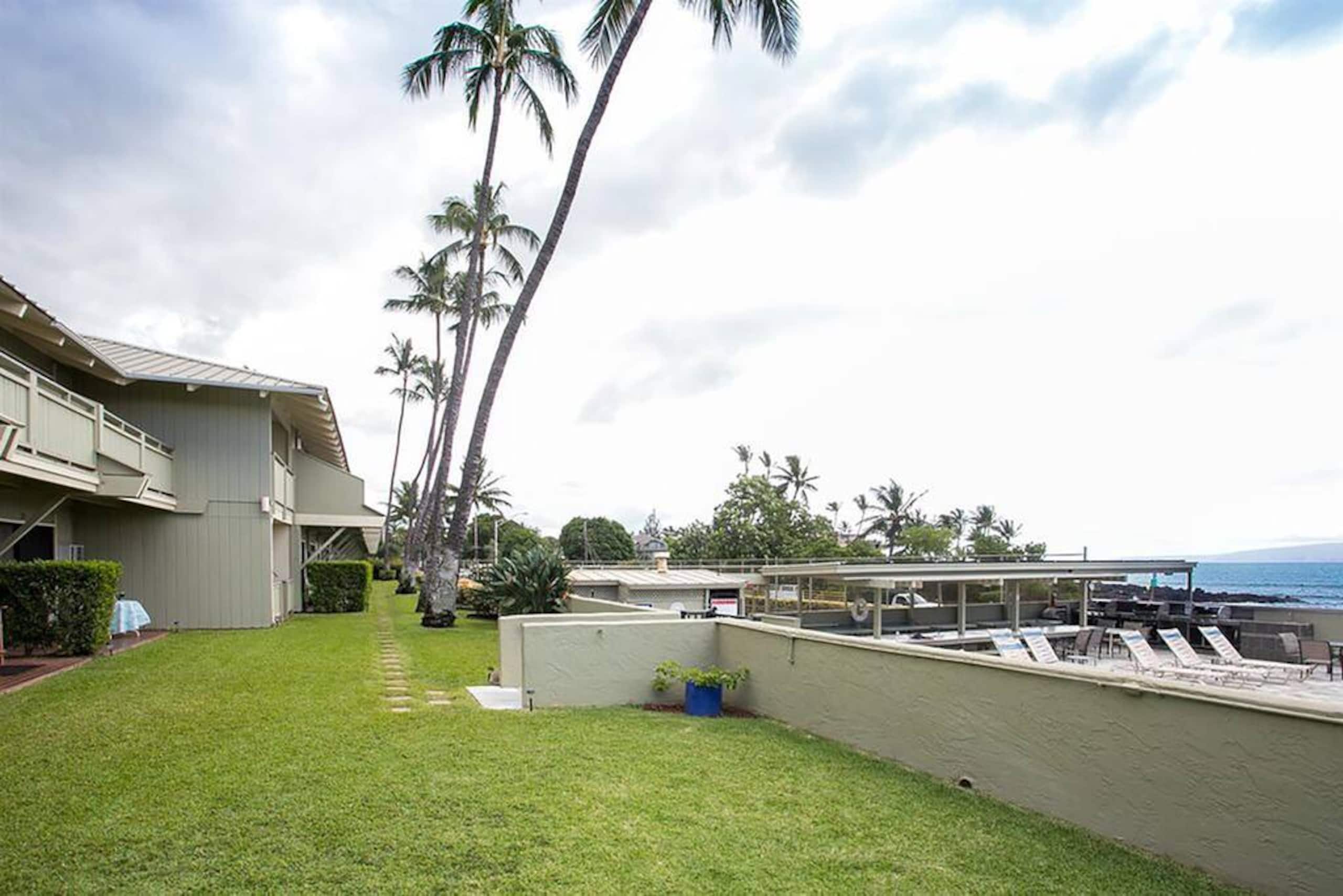 Condo in Kihei · ★4.74 · 1 bedroom · 2 beds · 1 bath - Image 21