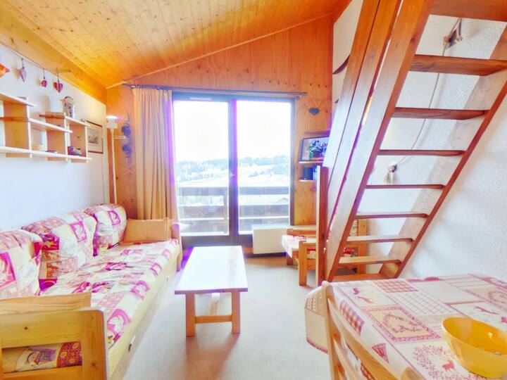Vacation rental in Corona — primary photo