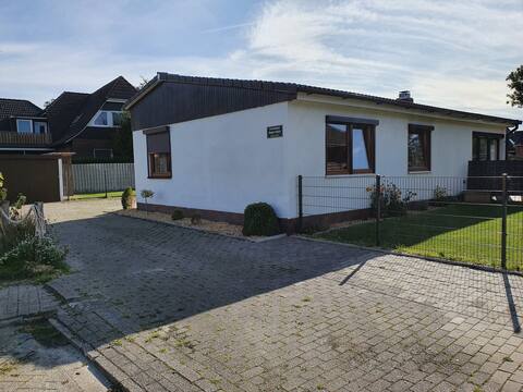 Beliebte Airbnb-Anzeige: Holiday home for 6 guests with 110m² in Osteel (147563) in Aurich