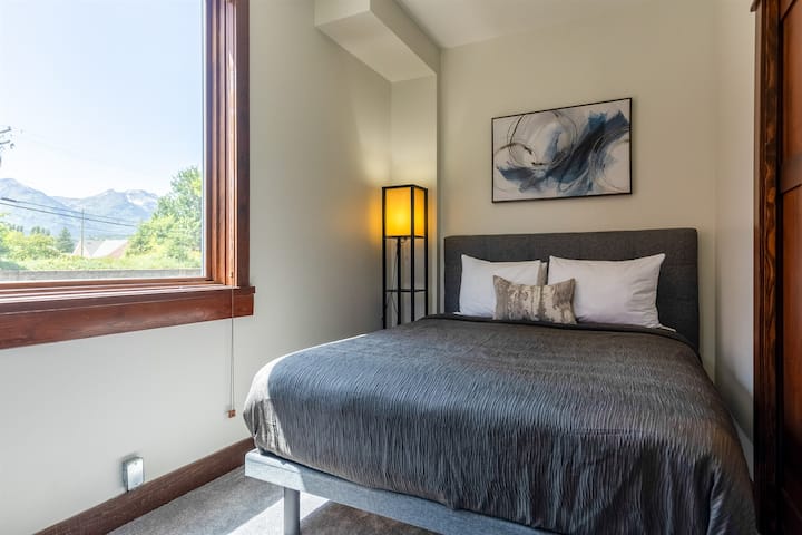 เตียงควีนไซส์ l ชั้นหลัก