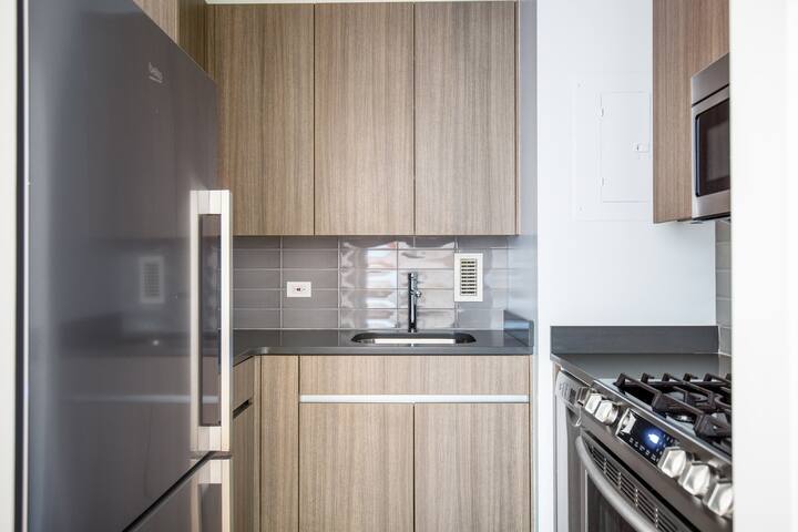 Blueground | Sutton Pl, gym, nr Central Park gallery image 5