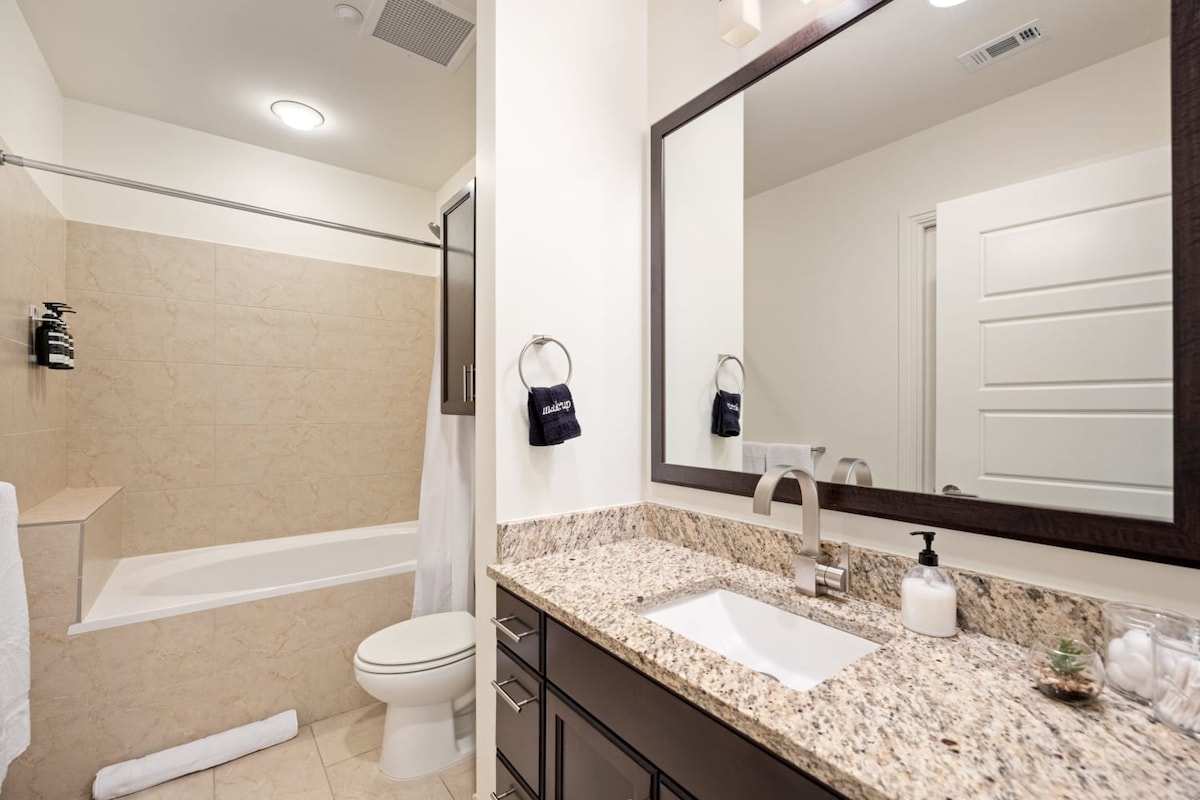 Kasa | ATX 1BD, Lady Bird Lake | Austin
