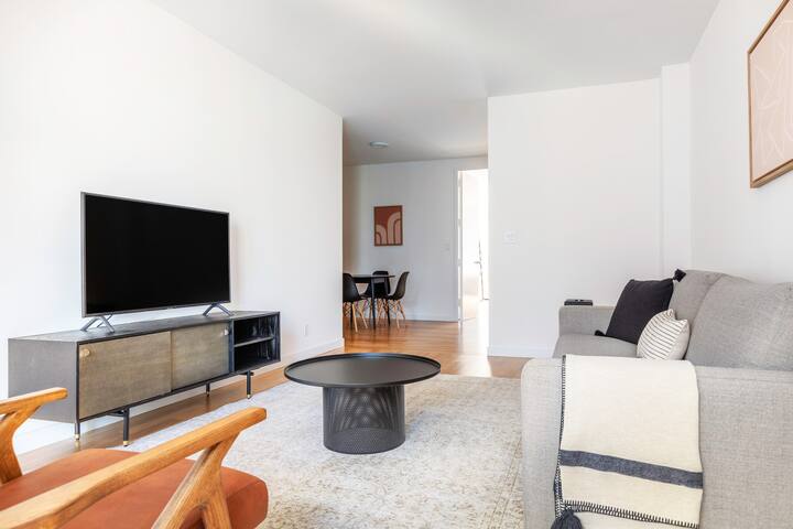 Blueground | Sutton Pl, gym, nr Rockefeller Plaza gallery image 2