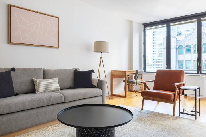 Blueground | Sutton Pl, gym, nr Rockefeller Plaza gallery image 3