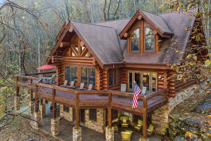 Mr. Lake Lure managed Airbnb listing 2