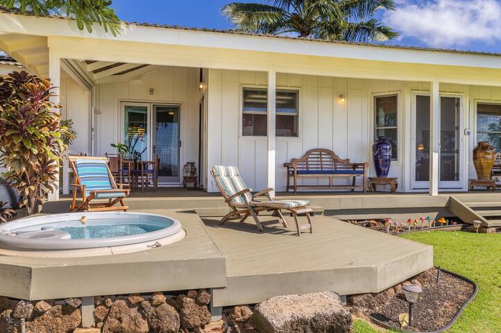 Modern Home with Hot Tub, AC & Ocean Views! gallery image 2