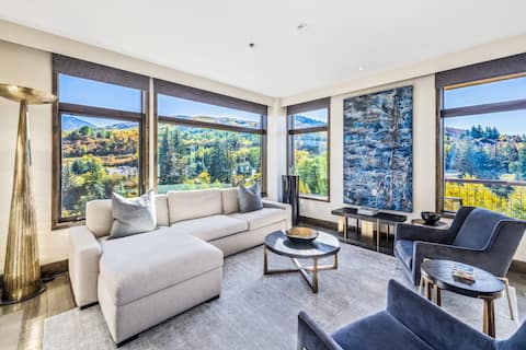 Pop Art Villa Riverfront | Riverside Residence 2B