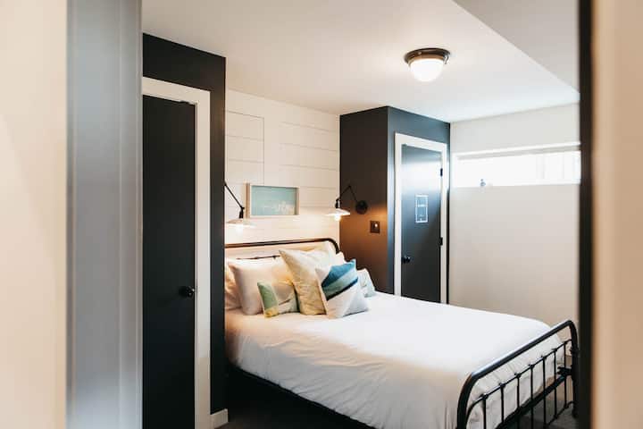 Lower Level Bedroom #1