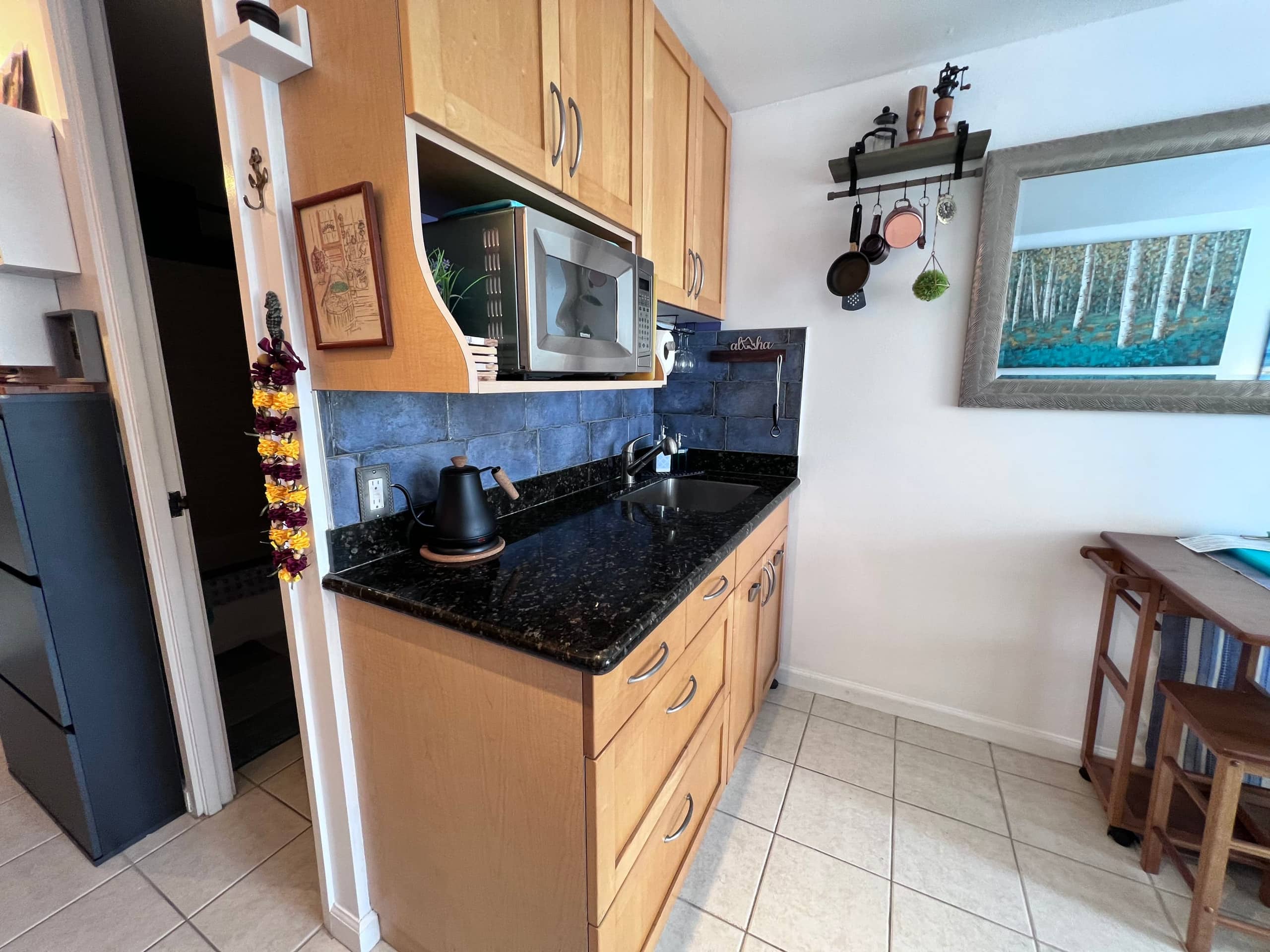 Condo in Honolulu · ★4.89 · 1 bedroom · 1 bed · 1 private bath - Image 8