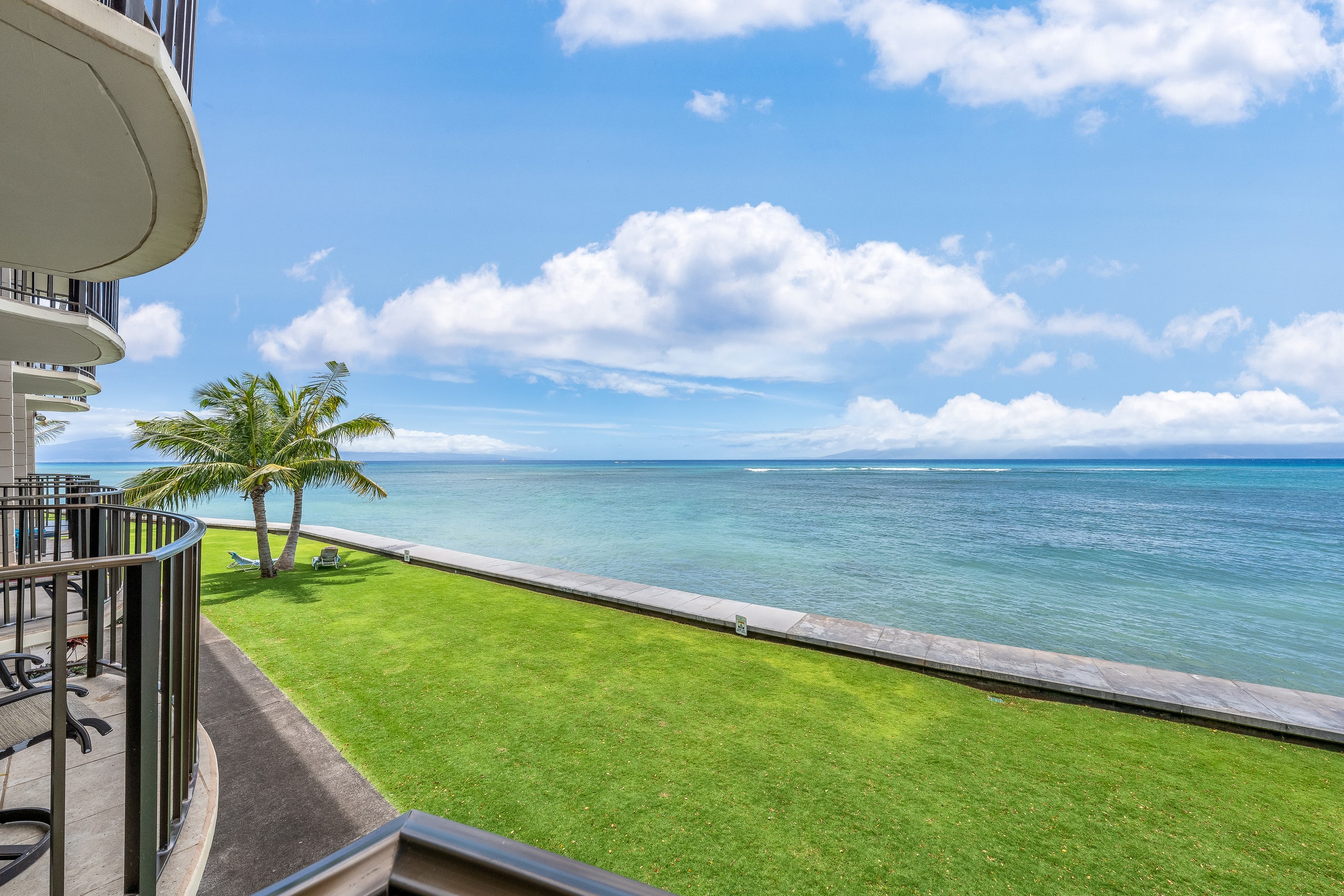 Condo in Lahaina · ★4.8 · 1 bedroom · 2 beds · 1 bath - Image 23