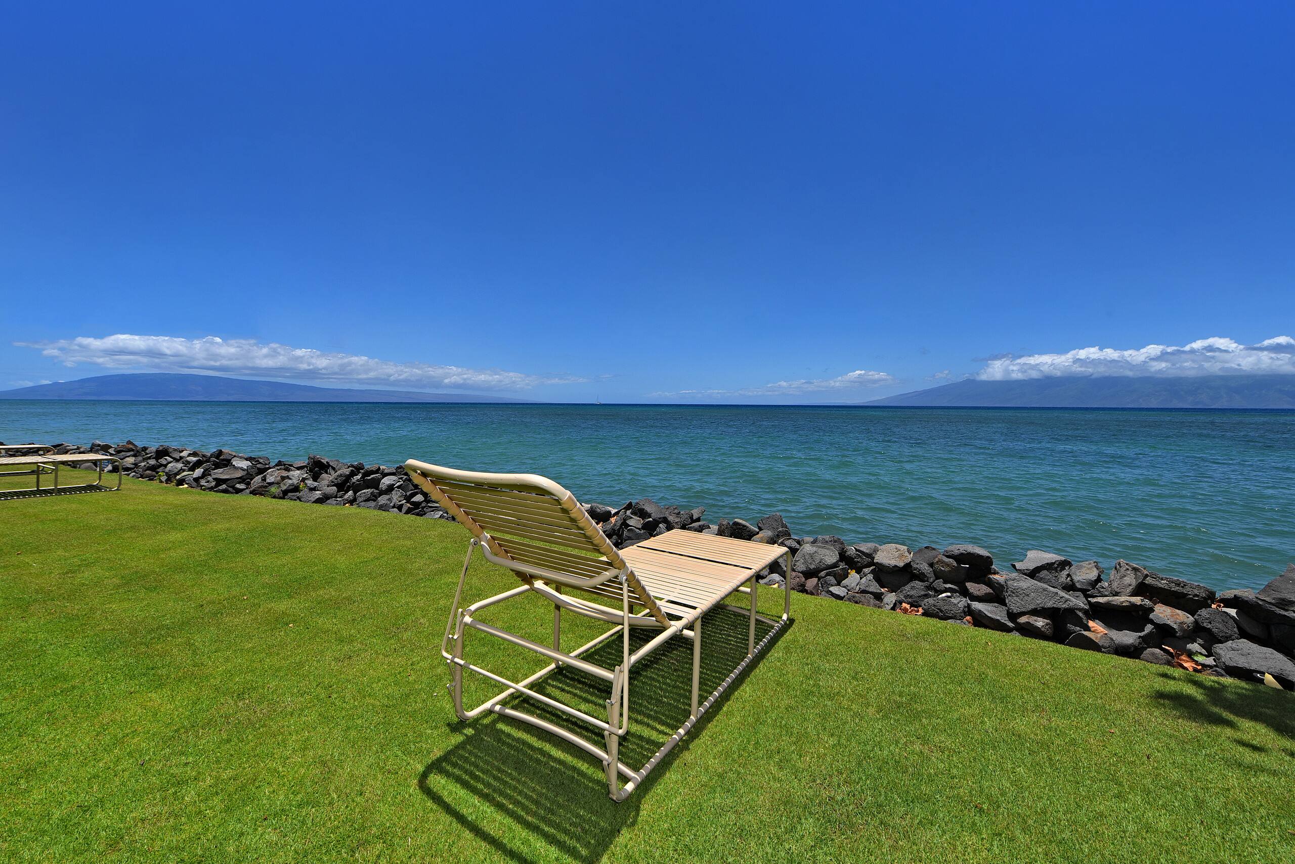 Condo in Lahaina · ★4.8 · 1 bedroom · 2 beds · 1 bath - Image 39