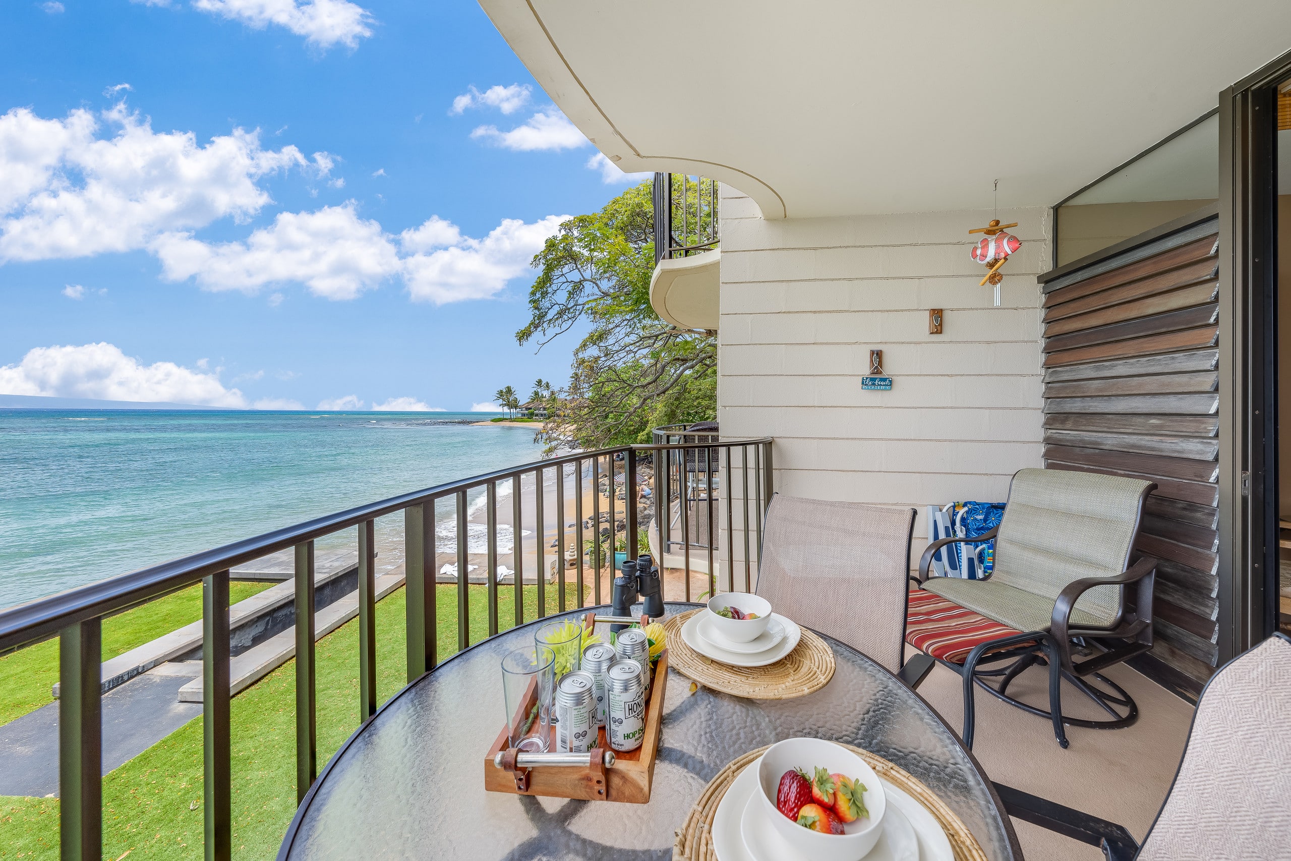Condo in Lahaina · ★4.8 · 1 bedroom · 2 beds · 1 bath - Image 1