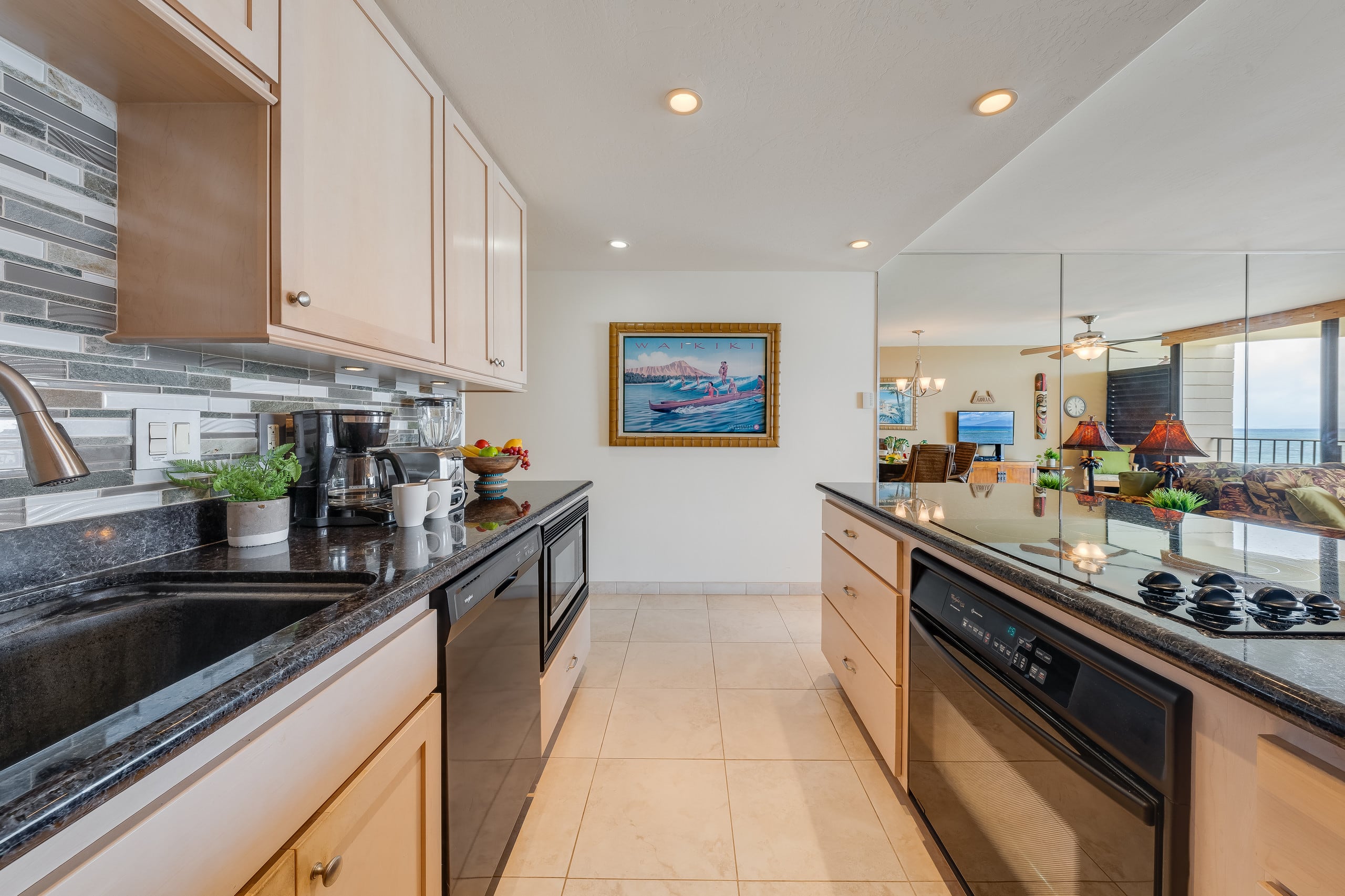 Condo in Lahaina · ★4.8 · 1 bedroom · 2 beds · 1 bath - Image 9