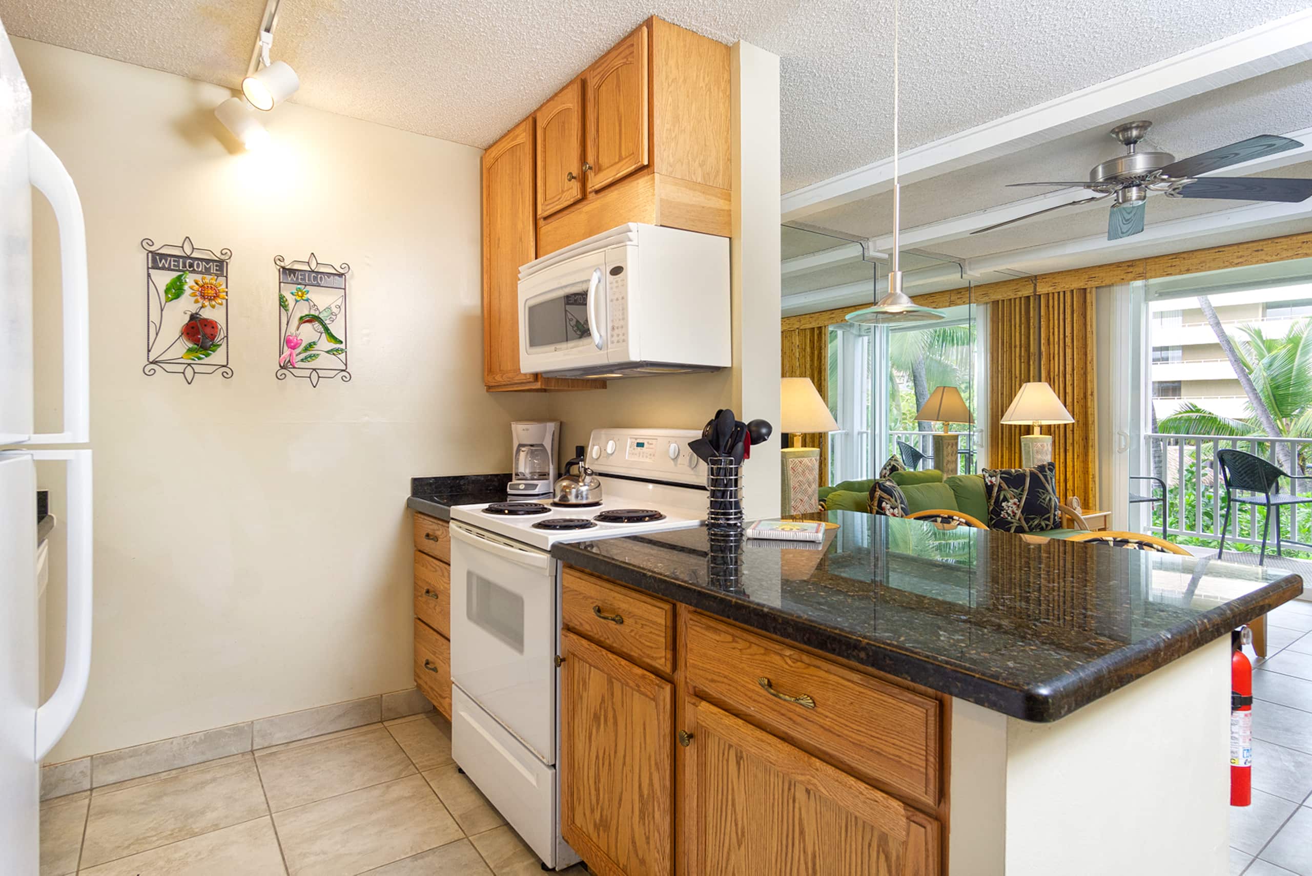 Condo in Kailua-Kona · ★4.45 · 1 bedroom · 2 beds · 1 bath - Image 9