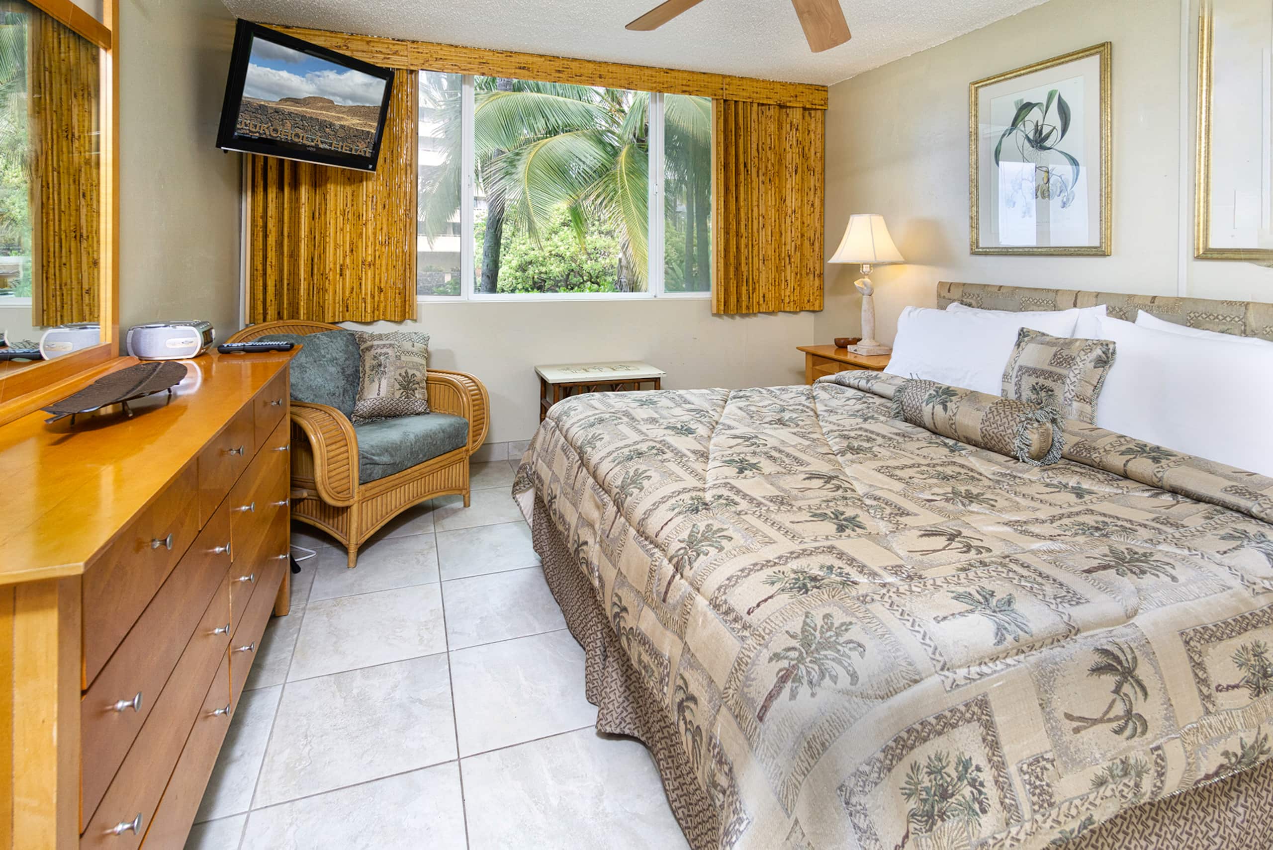 Condo in Kailua-Kona · ★4.45 · 1 bedroom · 2 beds · 1 bath - Image 10