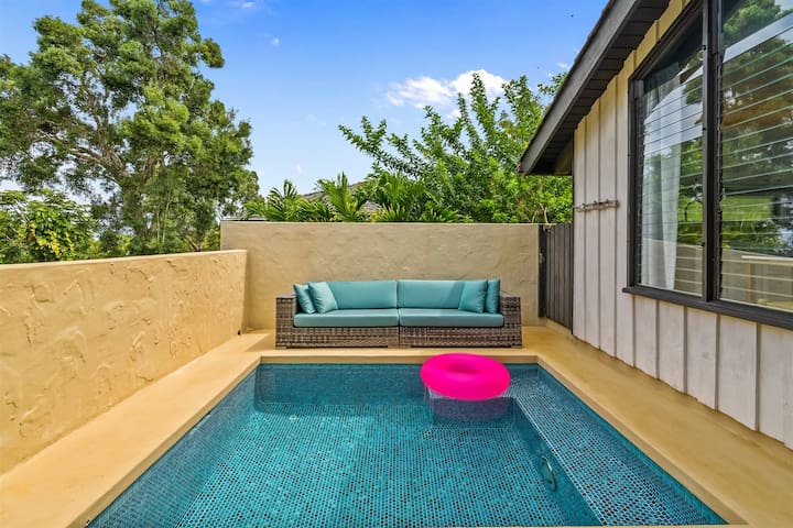 Entire Cottage w/ Private Plunge Pool, A/C, BBQ