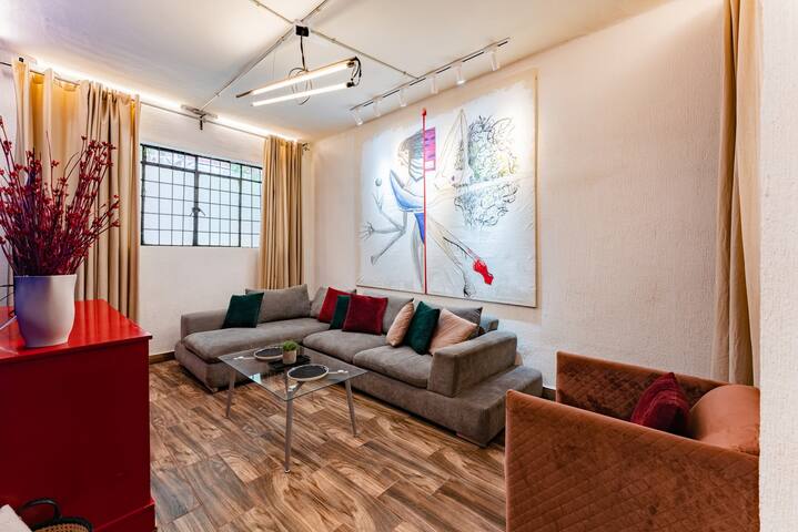 Espaciosa y Lujosa Casa en la Condesa con Roof Top gallery image 2