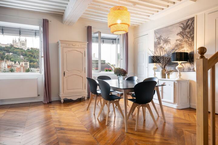 Les Célestins – Apartment with an amazing view gallery image 5