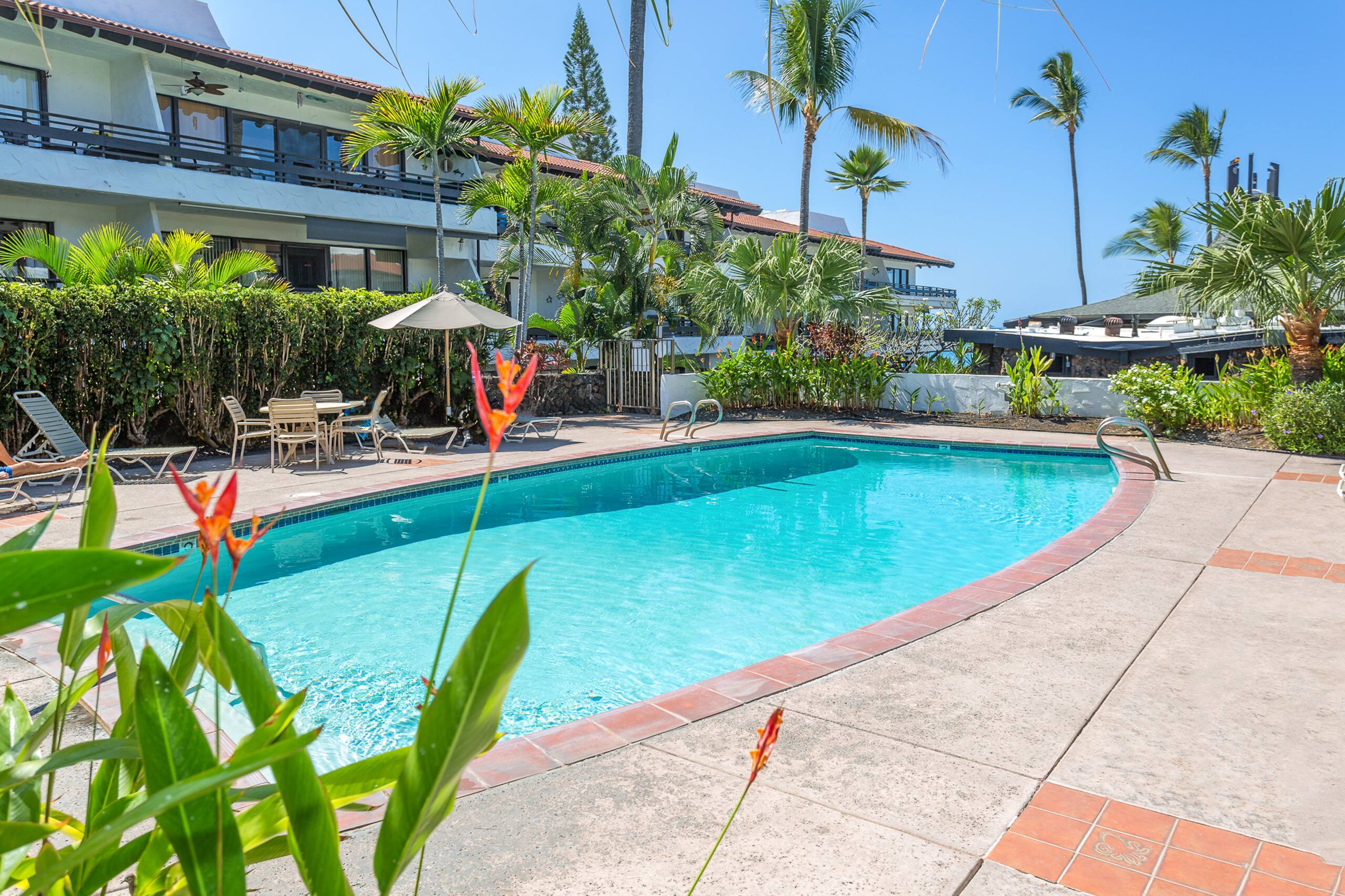 Condo in Kailua-Kona · ★4.48 · 2 bedrooms · 3 beds · 2 baths - Image 31