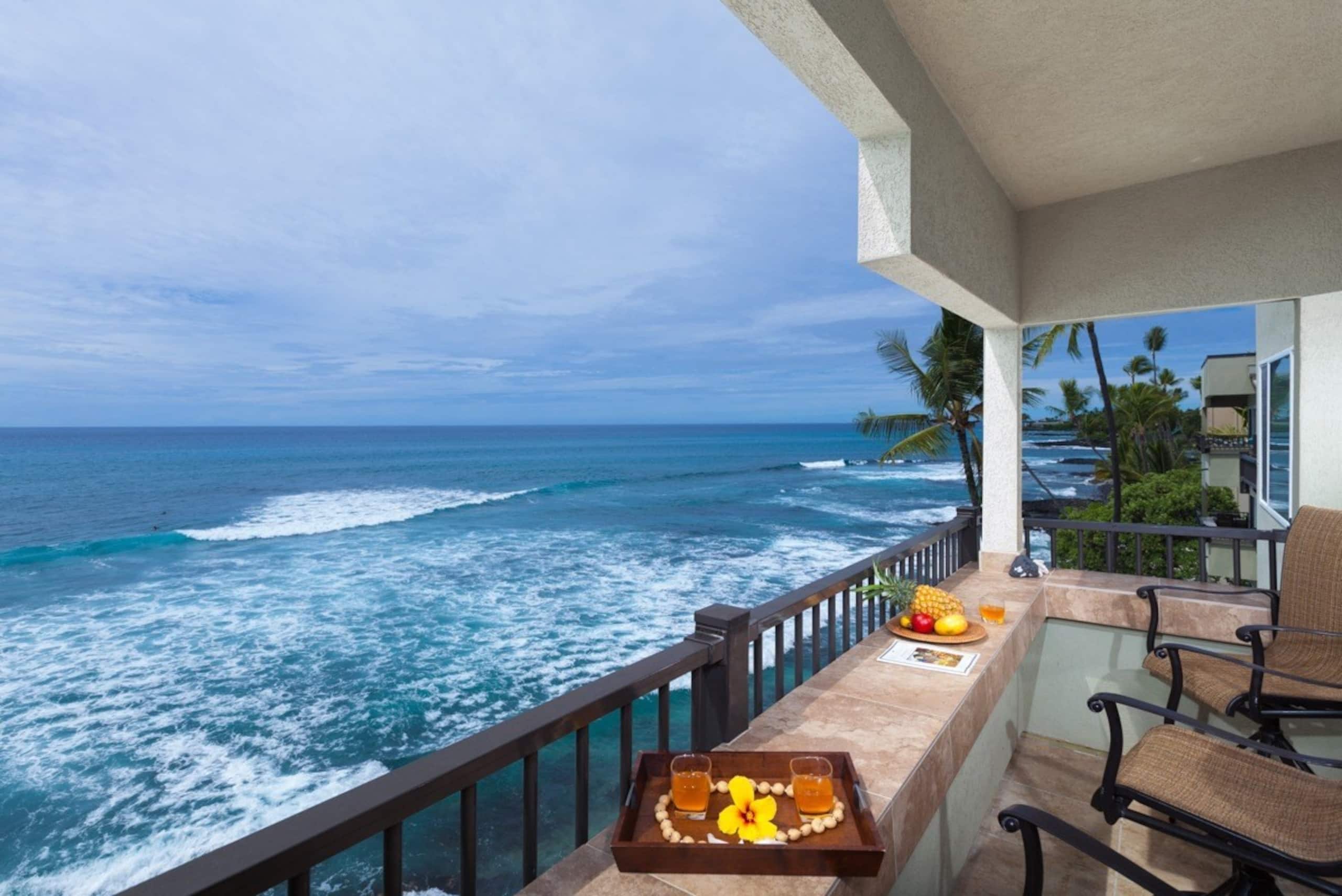 Condo in Kailua-Kona · ★4.45 · 2 bedrooms · 2 beds · 2 baths - Image 12