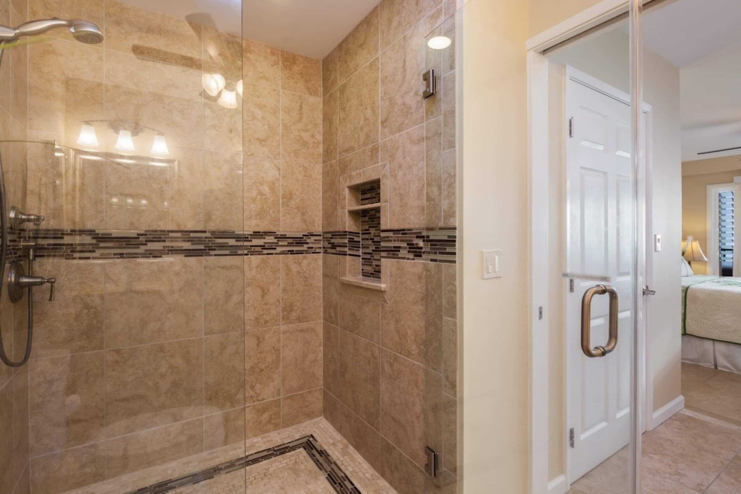 Condo in Kailua-Kona · ★4.45 · 2 bedrooms · 2 beds · 2 baths - Image 10