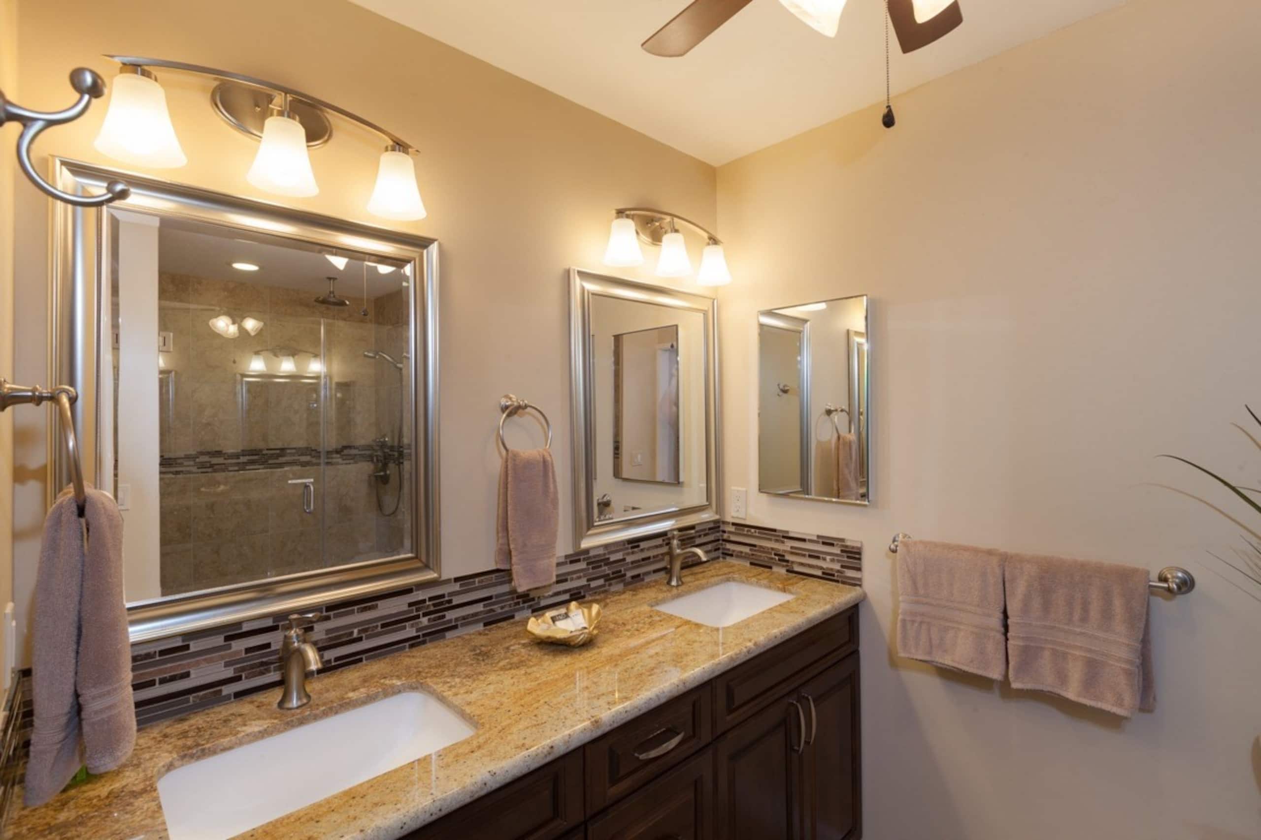 Condo in Kailua-Kona · ★4.45 · 2 bedrooms · 2 beds · 2 baths - Image 9