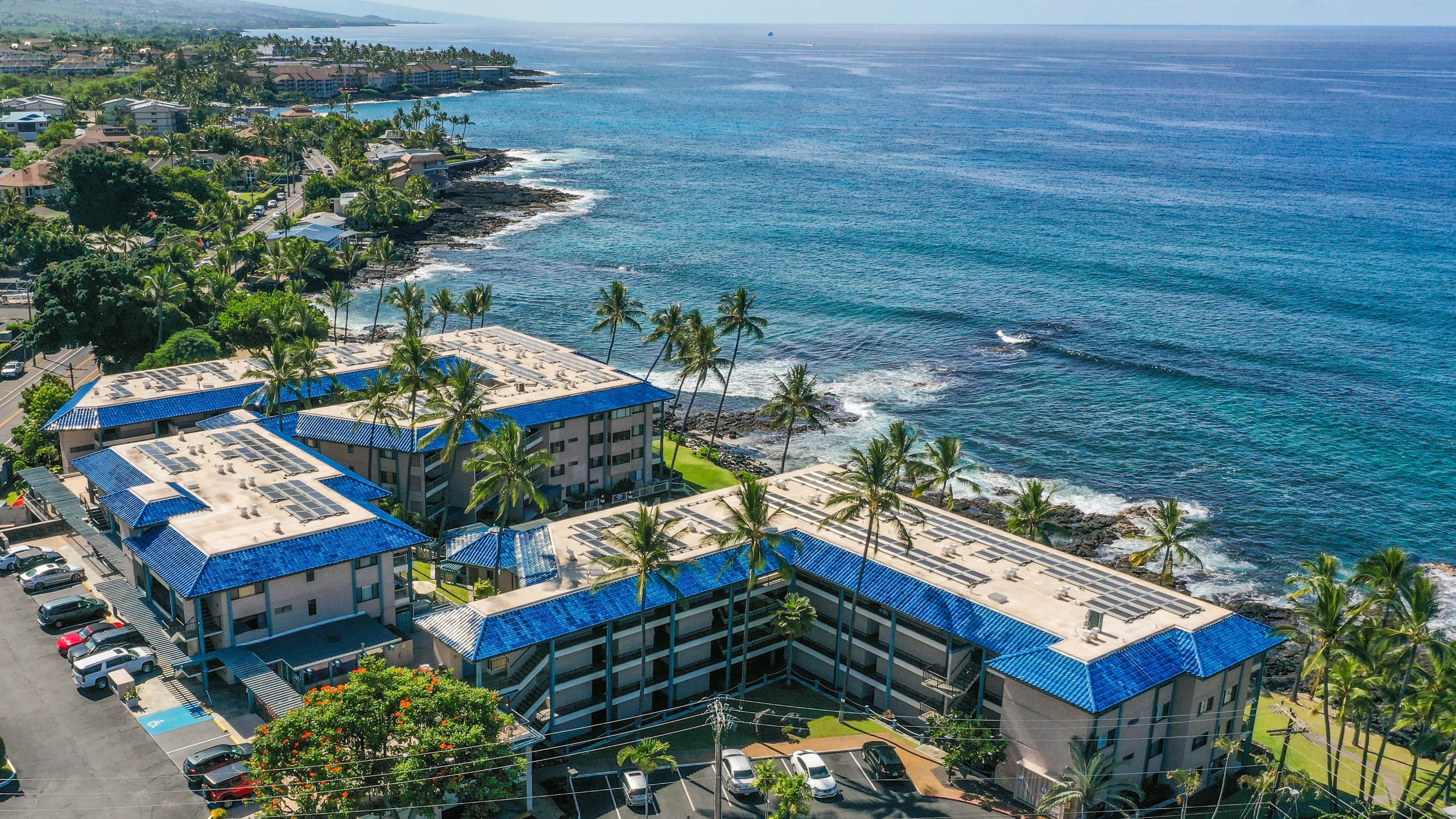 Condo in Kailua-Kona · ★4.8 · 2 bedrooms · 3 beds · 2 baths - Image 22
