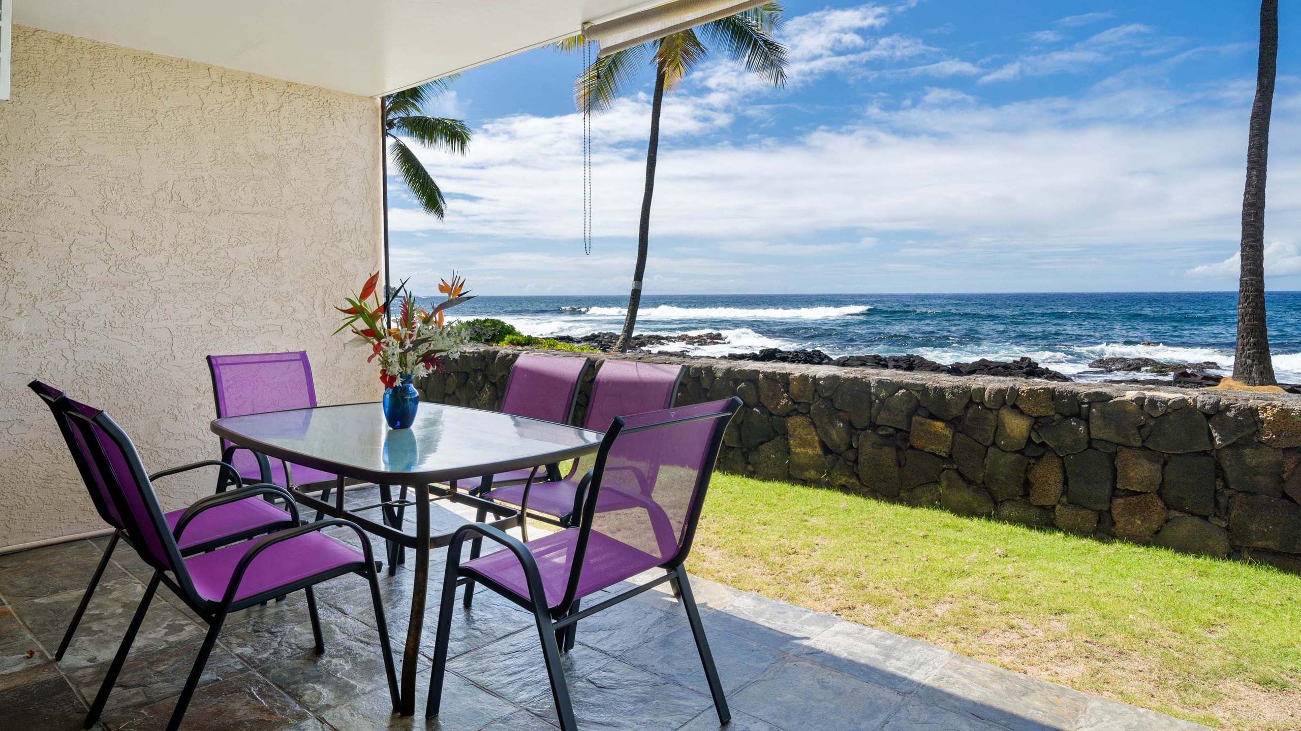 Condo in Kailua-Kona · ★4.8 · 2 bedrooms · 3 beds · 2 baths - Image 1