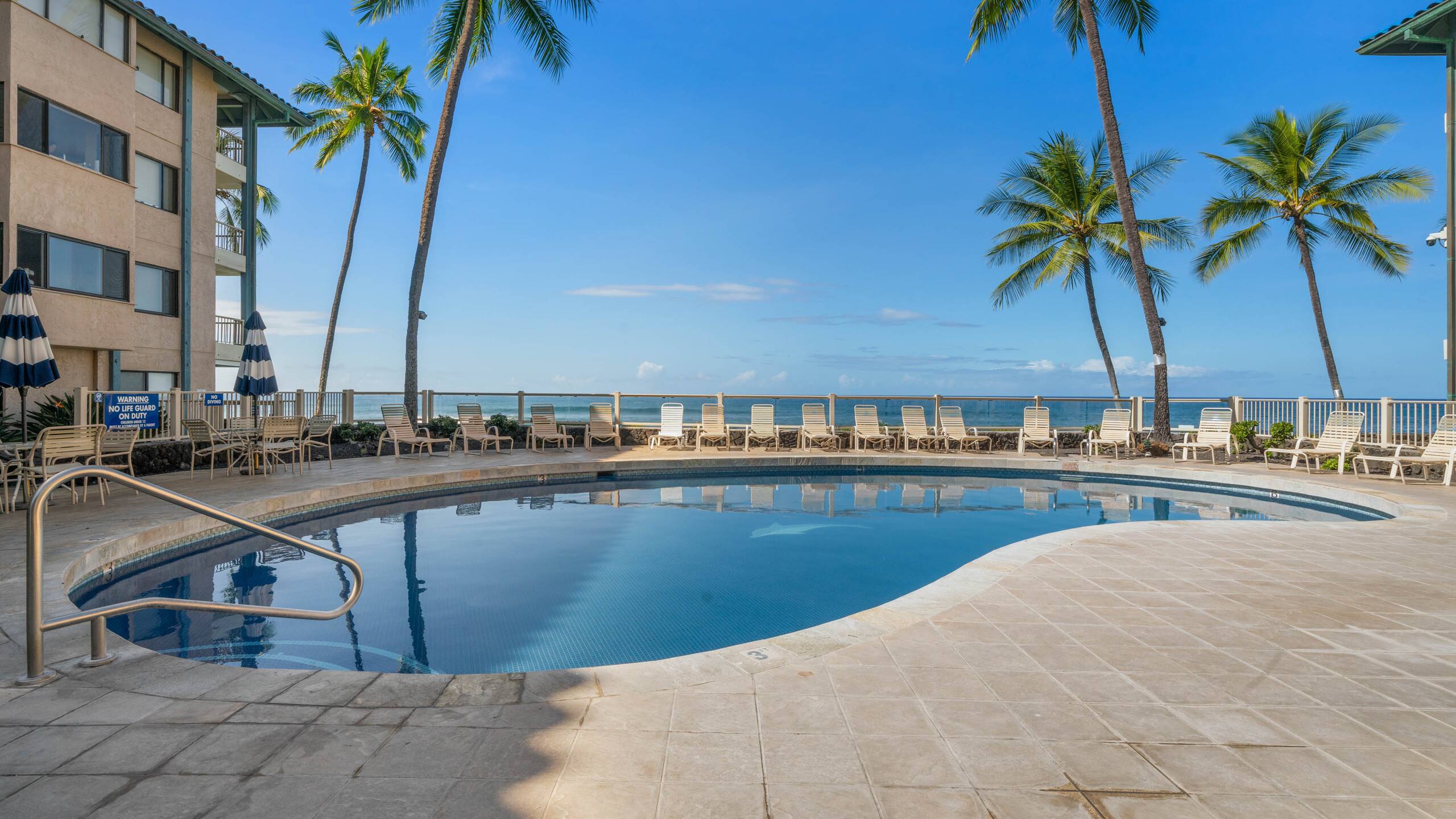 Condo in Kailua-Kona · ★4.8 · 2 bedrooms · 3 beds · 2 baths - Image 30