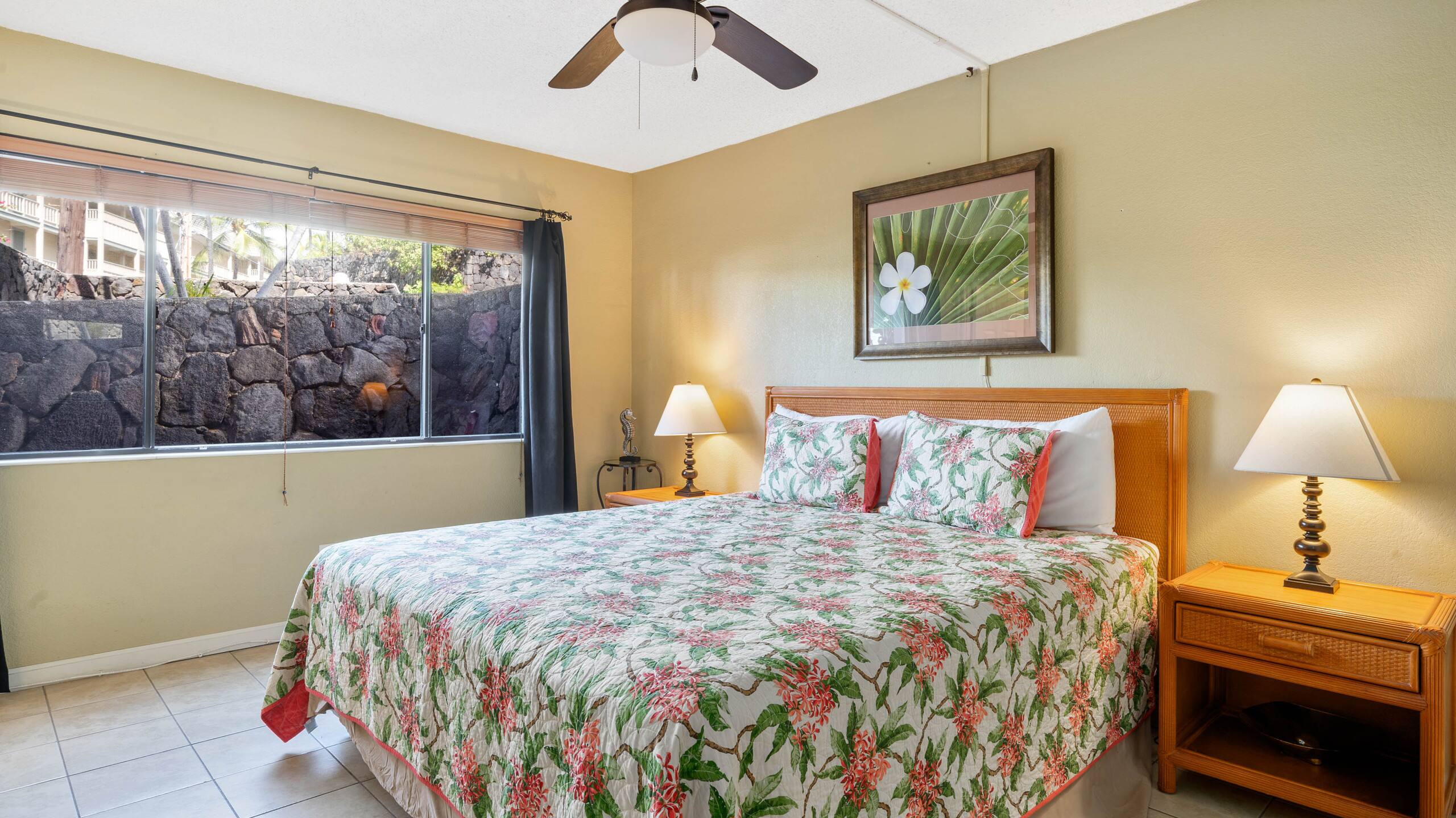 Condo in Kailua-Kona · ★4.8 · 2 bedrooms · 3 beds · 2 baths - Image 9