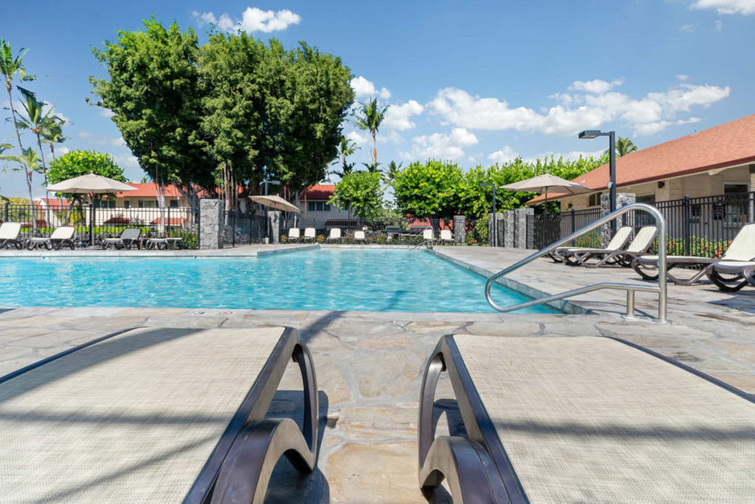 Condo in Kailua-Kona · ★4.82 · 3 bedrooms · 3 beds · 3 baths - Image 56