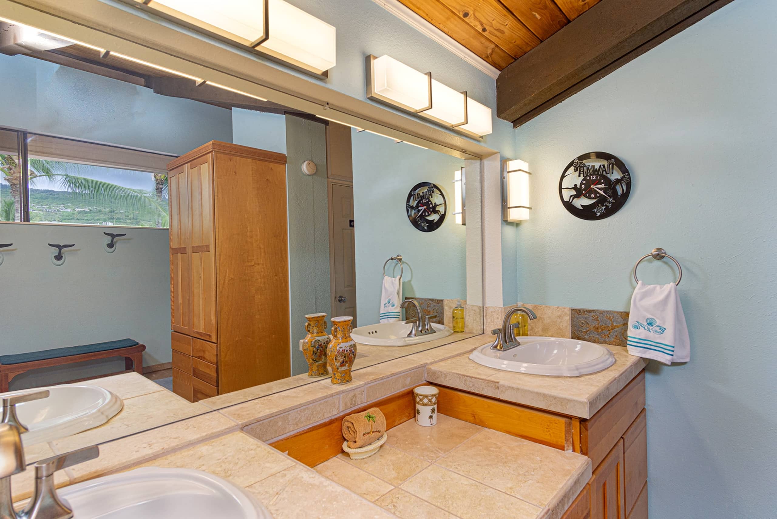 Condo in Kailua-Kona · ★4.82 · 3 bedrooms · 3 beds · 3 baths - Image 34