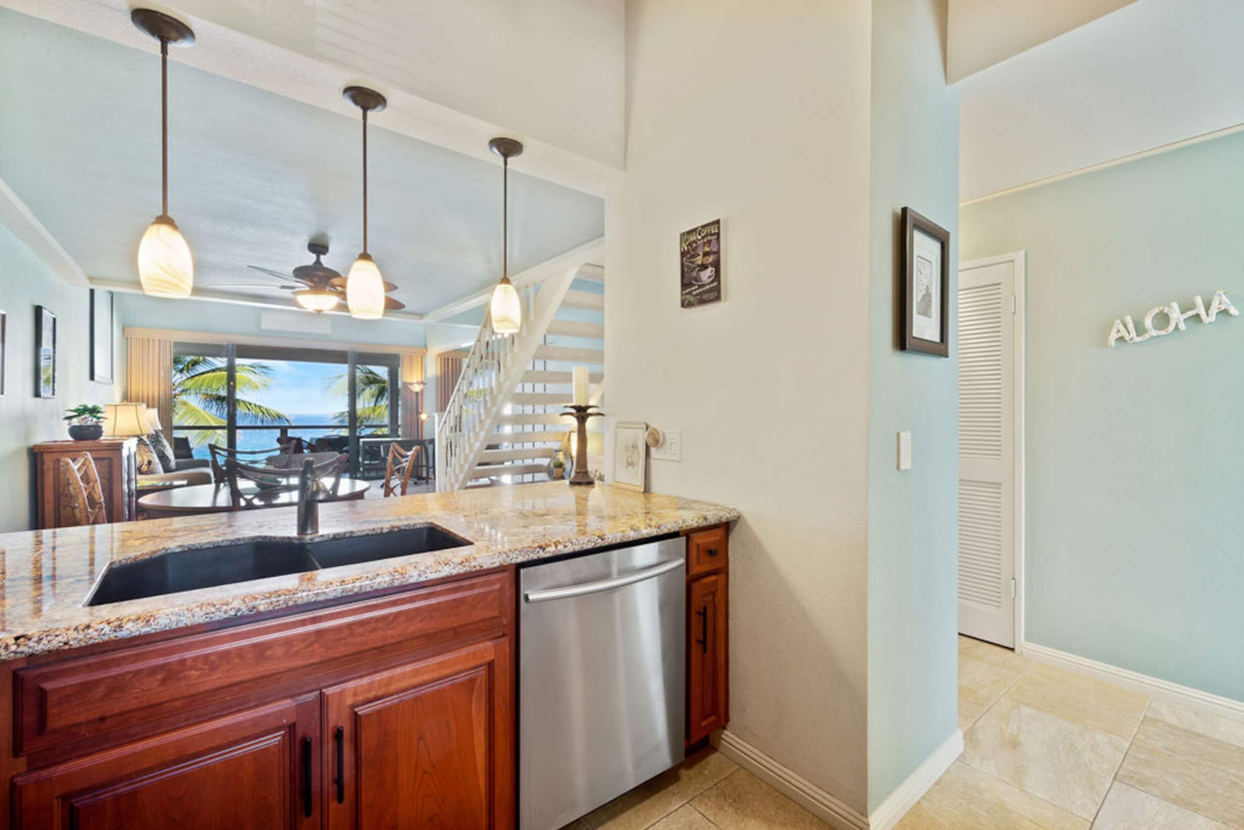Condo in Kailua-Kona · ★4.82 · 3 bedrooms · 3 beds · 3 baths - Image 11