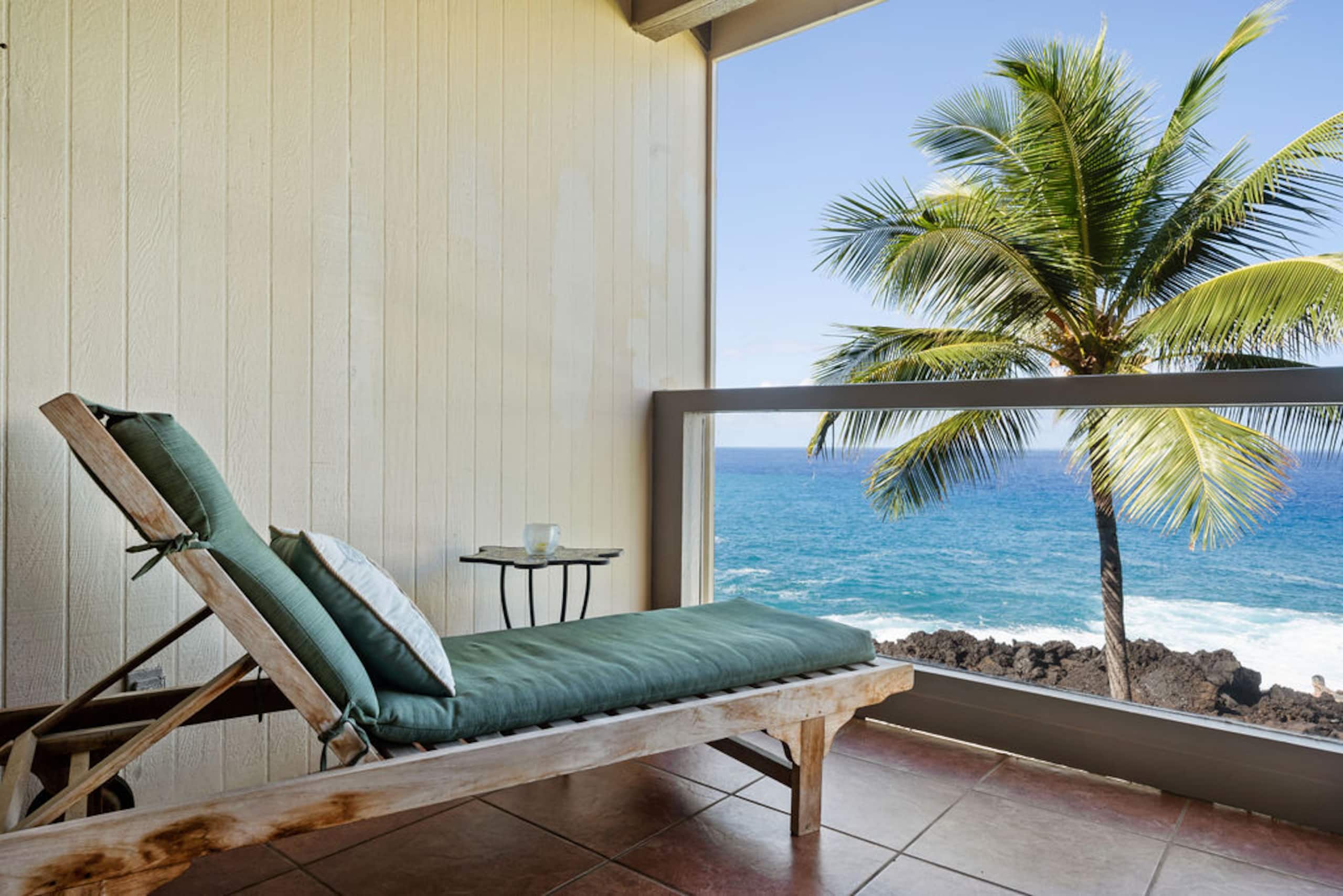 Condo in Kailua-Kona · ★4.82 · 3 bedrooms · 3 beds · 3 baths - Image 44