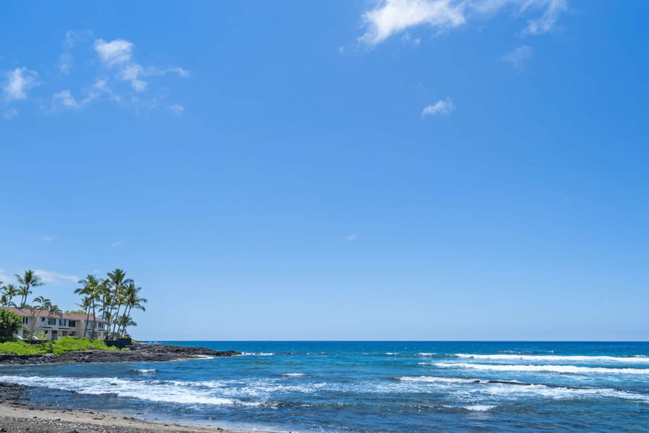 Condo in Kailua-Kona · ★4.82 · 3 bedrooms · 3 beds · 3 baths - Image 52