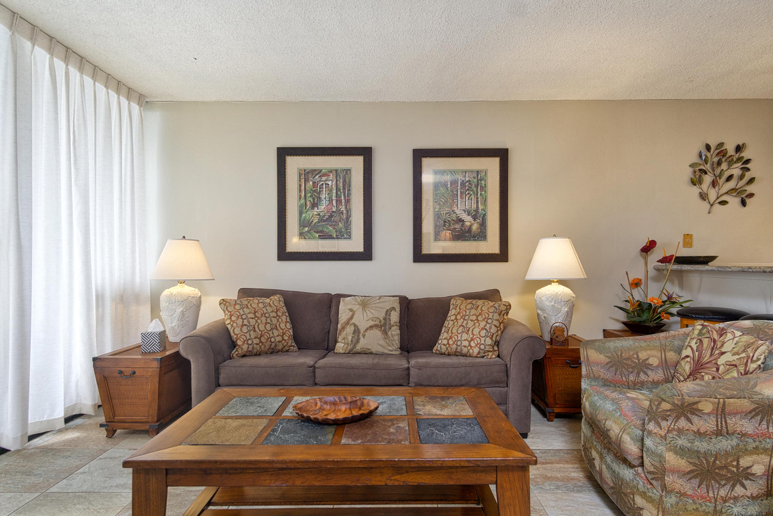 Condo in Kailua-Kona · ★4.74 · 1 bedroom · 2 beds · 1 bath - Image 2